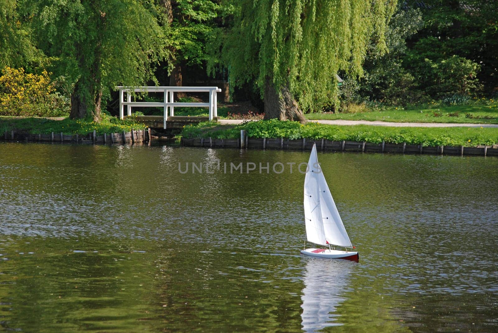 Model boat