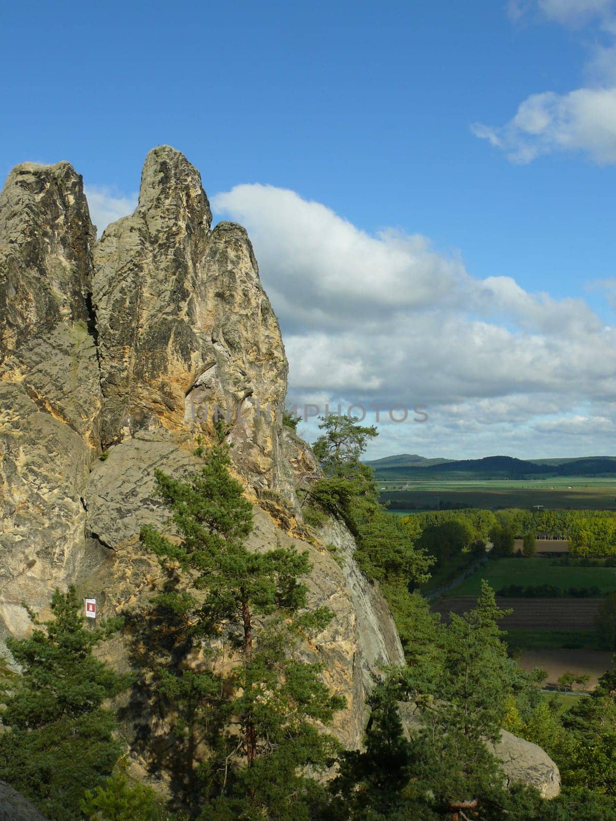 Devil's Wall