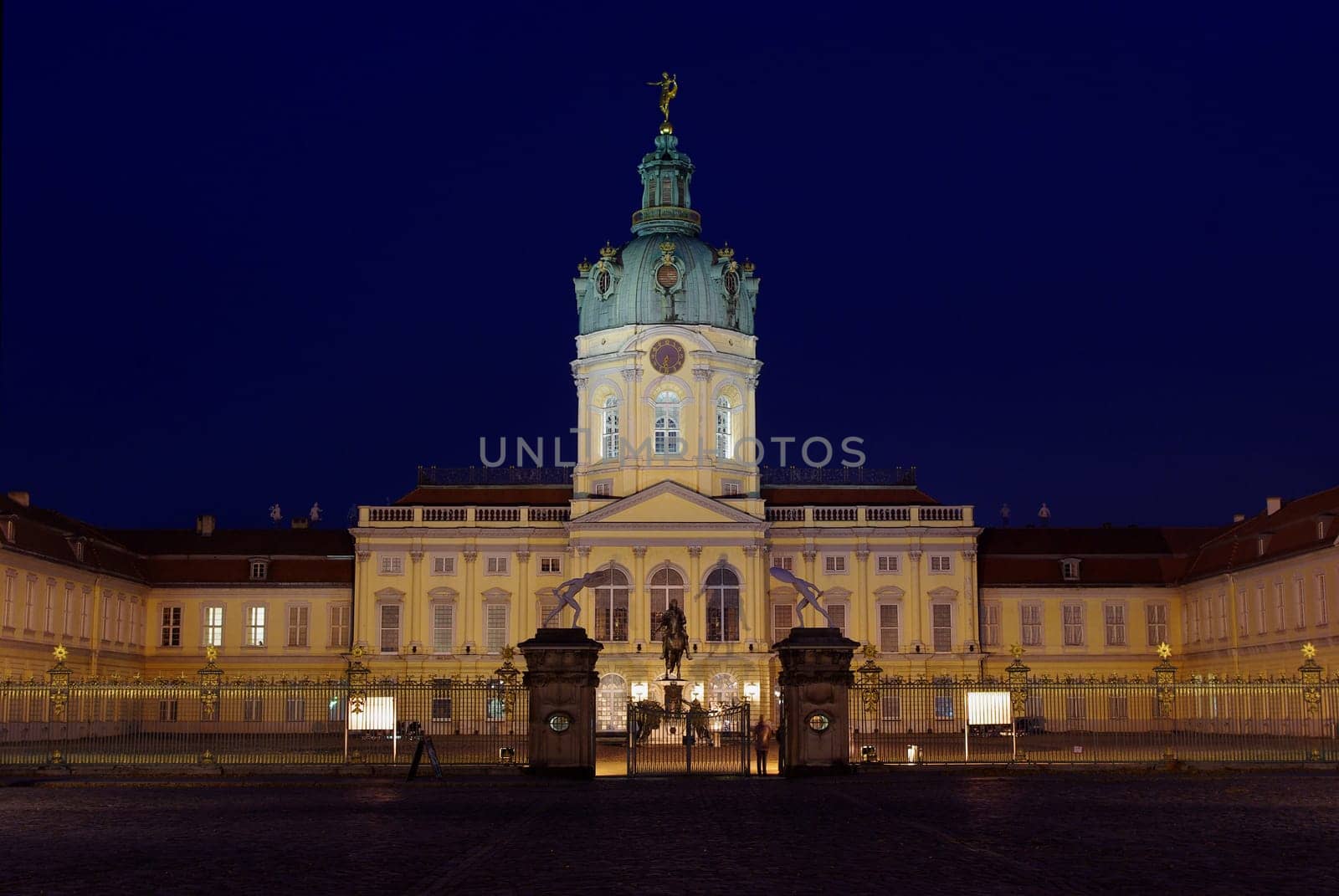 CHARLOTTENBURG PALACE
