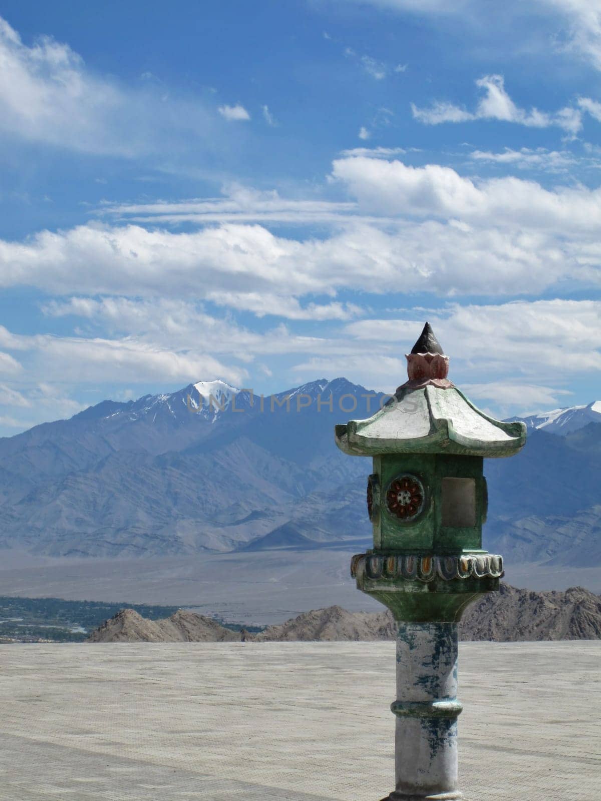 Shanti Stupa