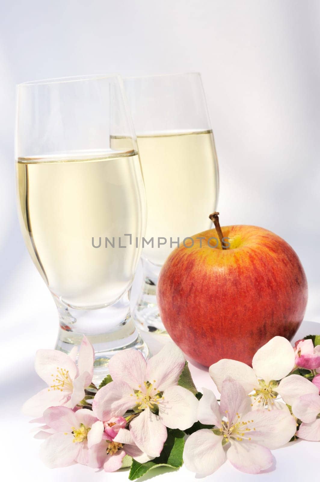 Cider and apple - still-life