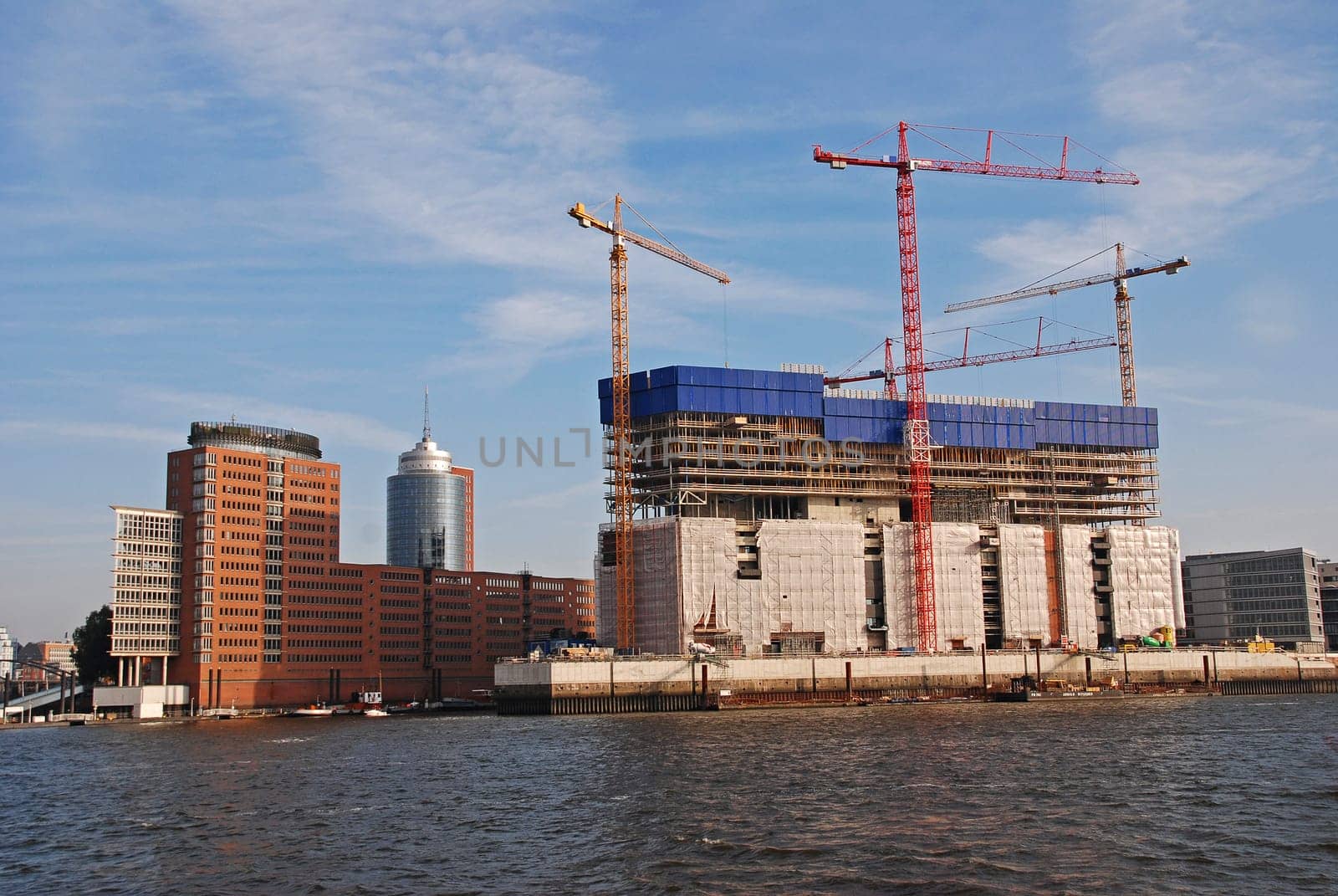 Large-scale construction site in Hamburg