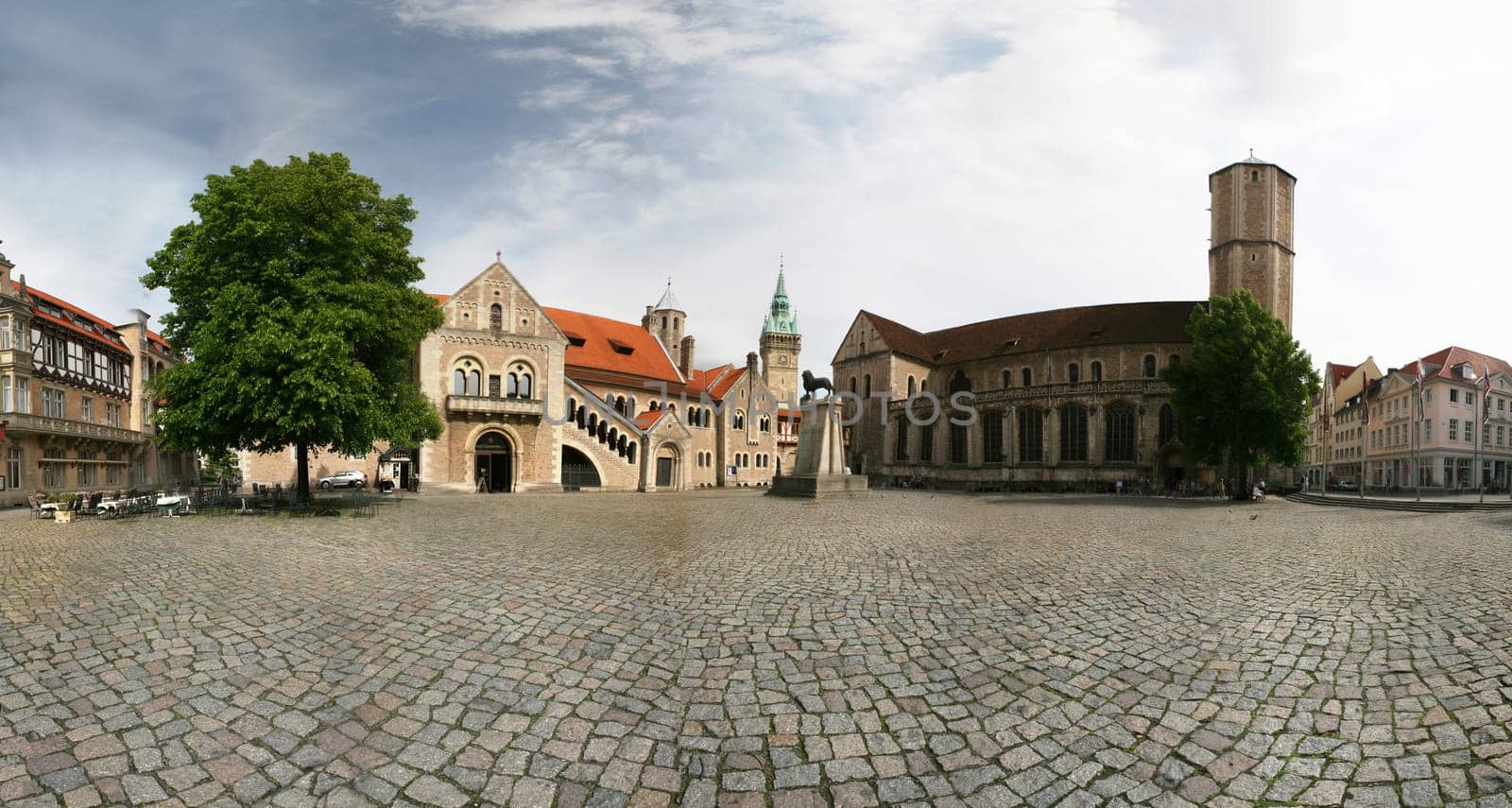 Brunswick Castle Square with Castle Lion