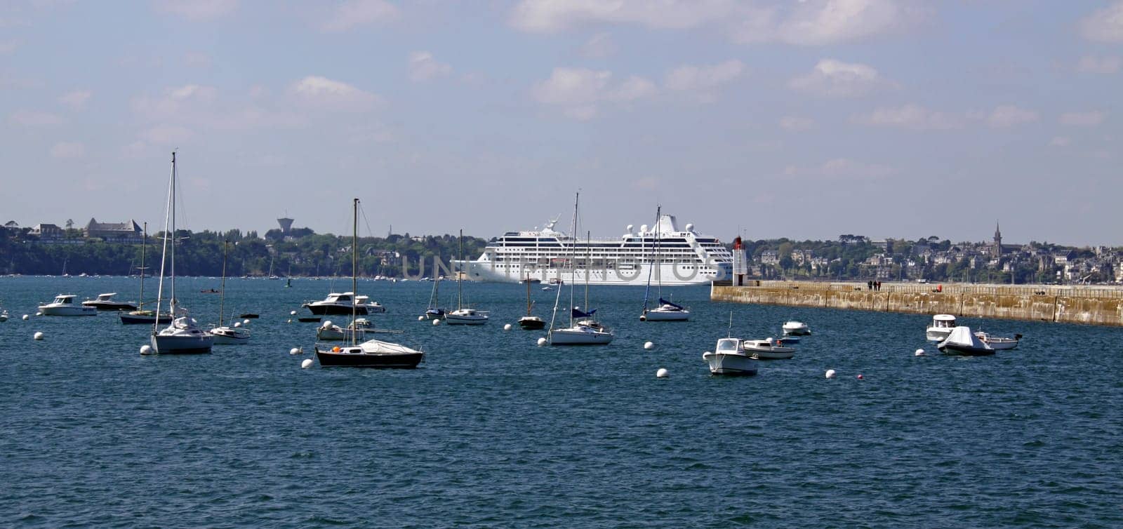 At anchor in Saint Malo