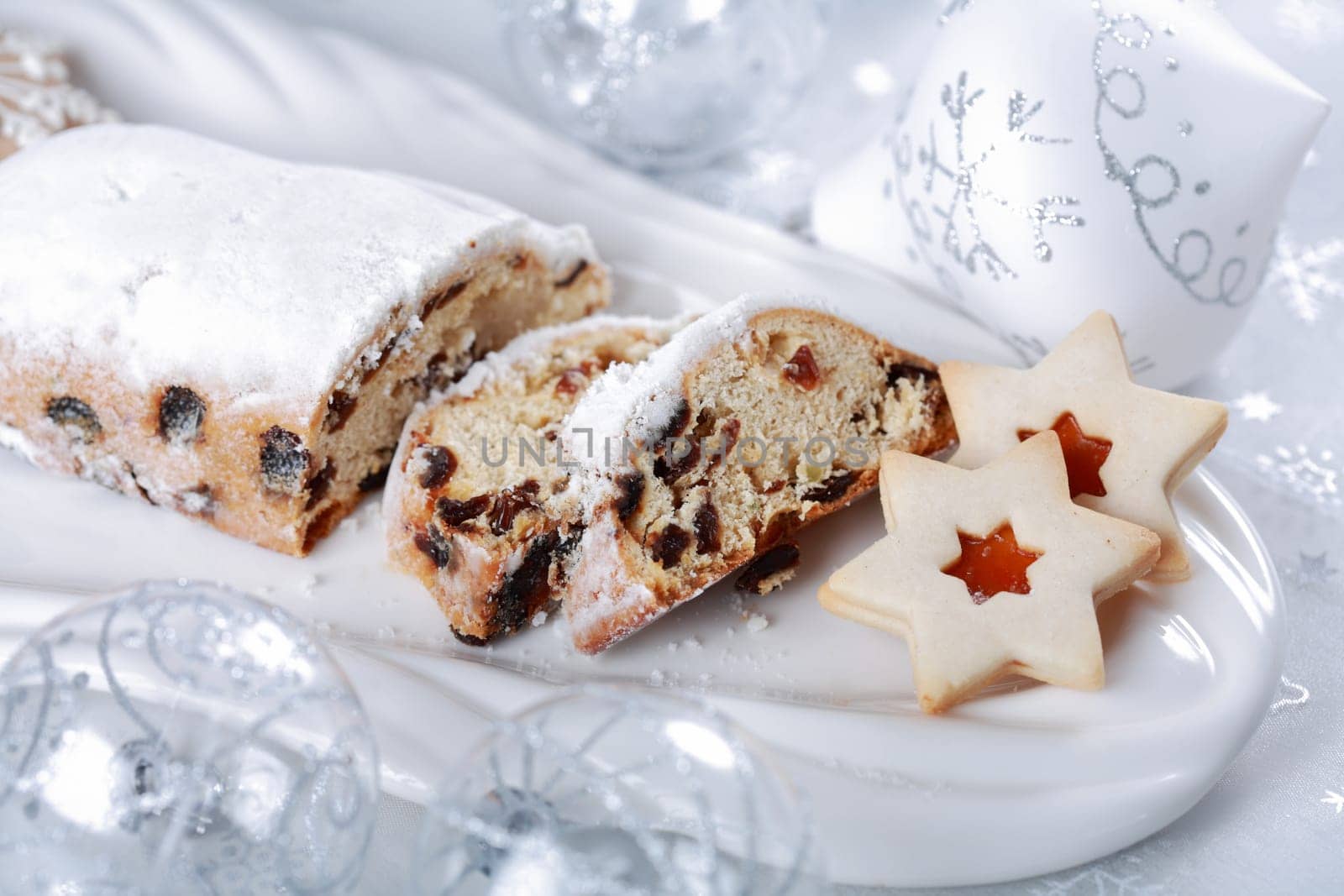 Christmas cake and cookies