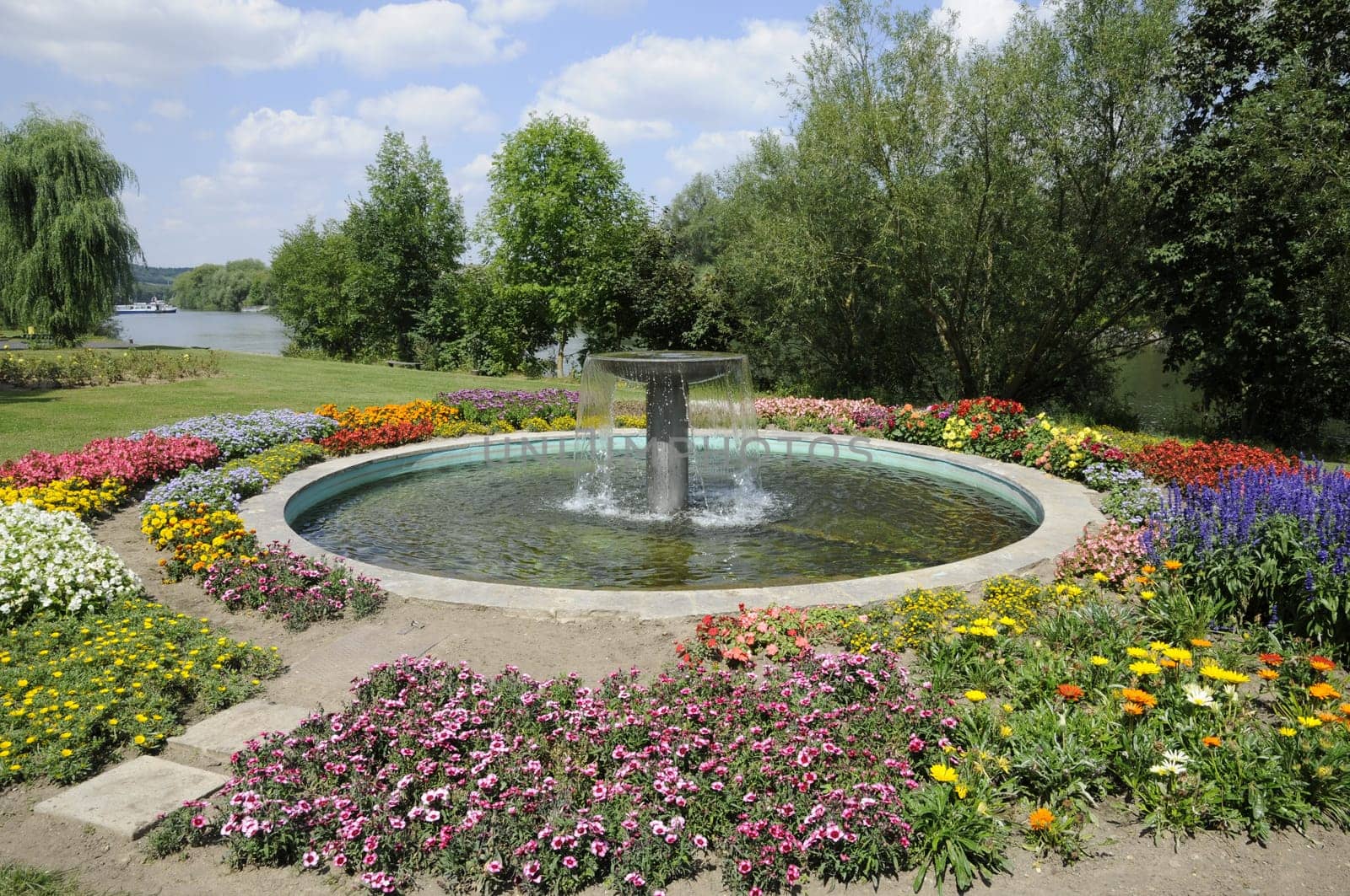 Fountain on the banks of the Main in Ochsenfurt