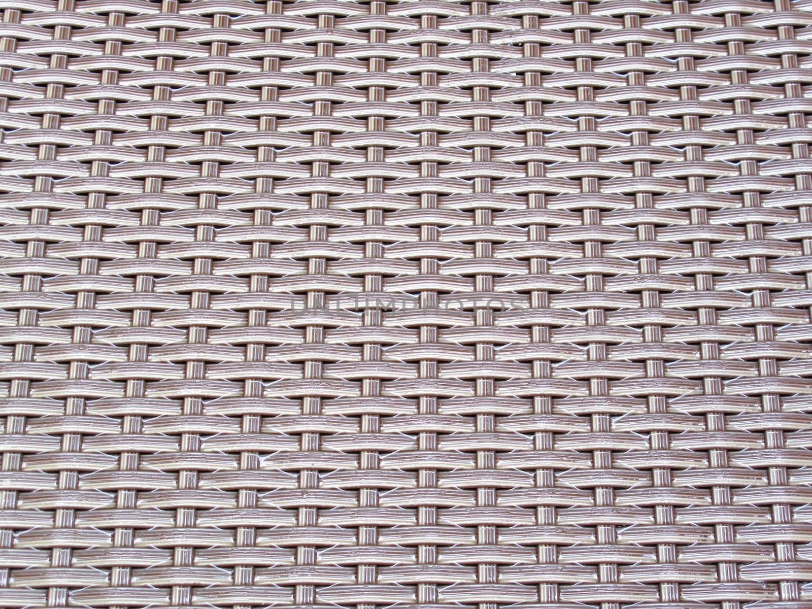 Woven pattern drenched from rain
