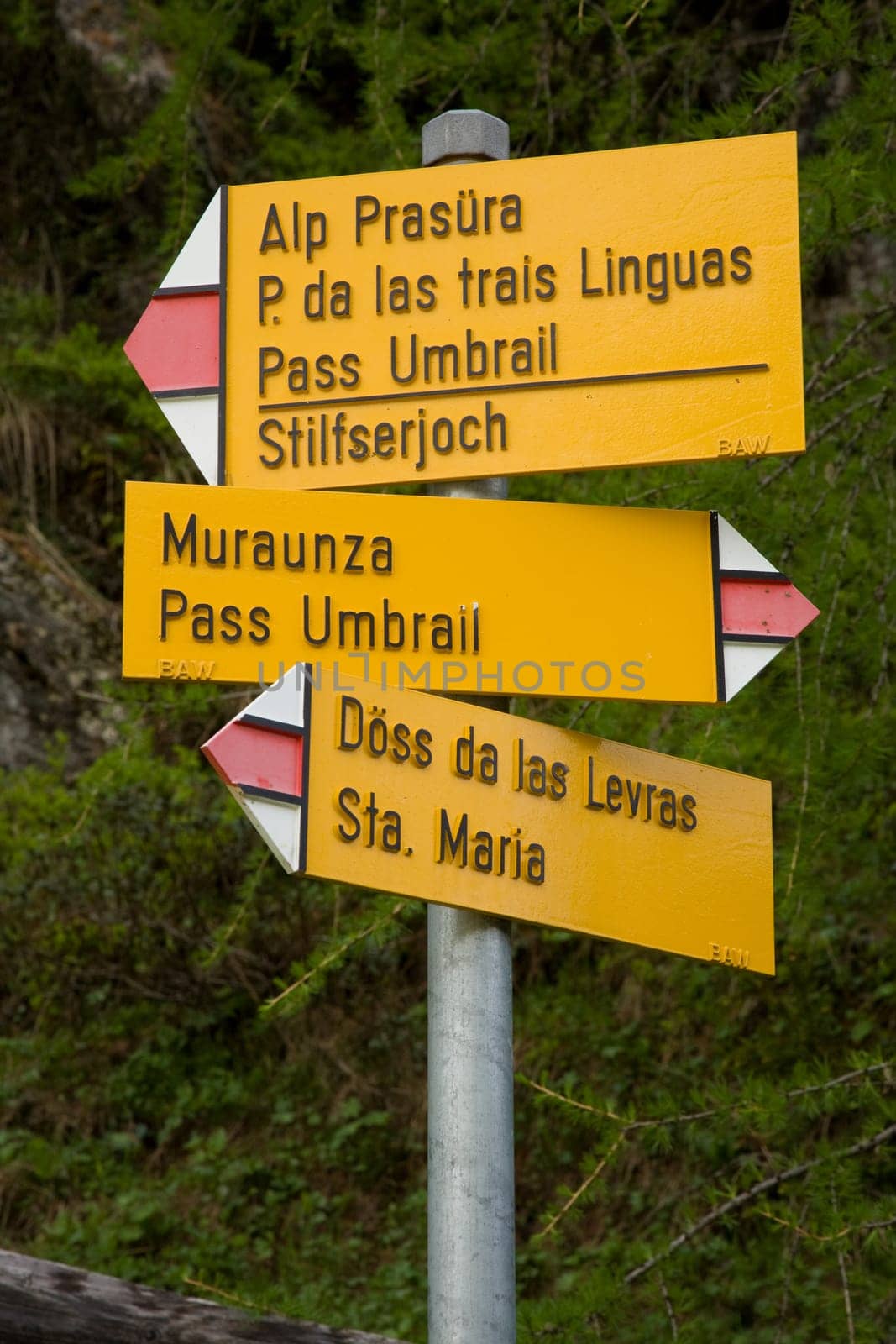 Signpost Hiking Trail Switzerland