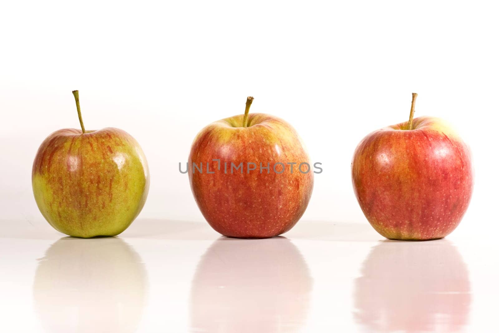 Three Apples wd455