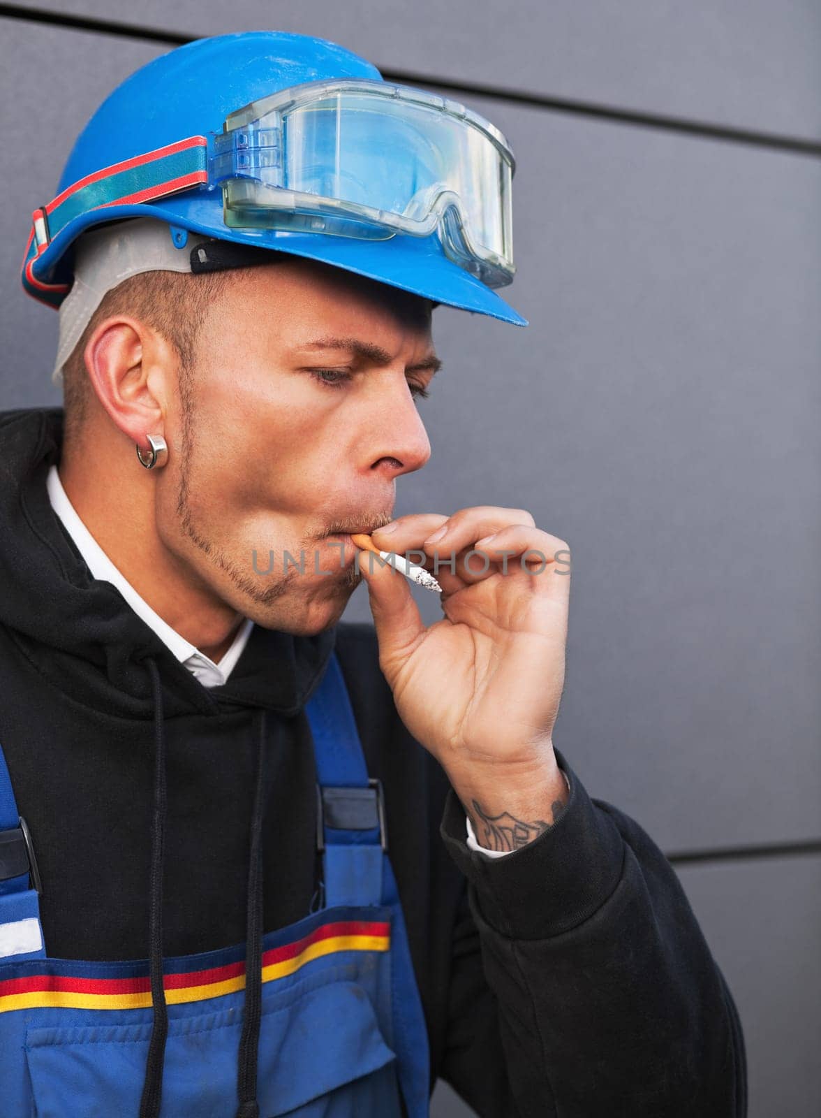 smoking worker