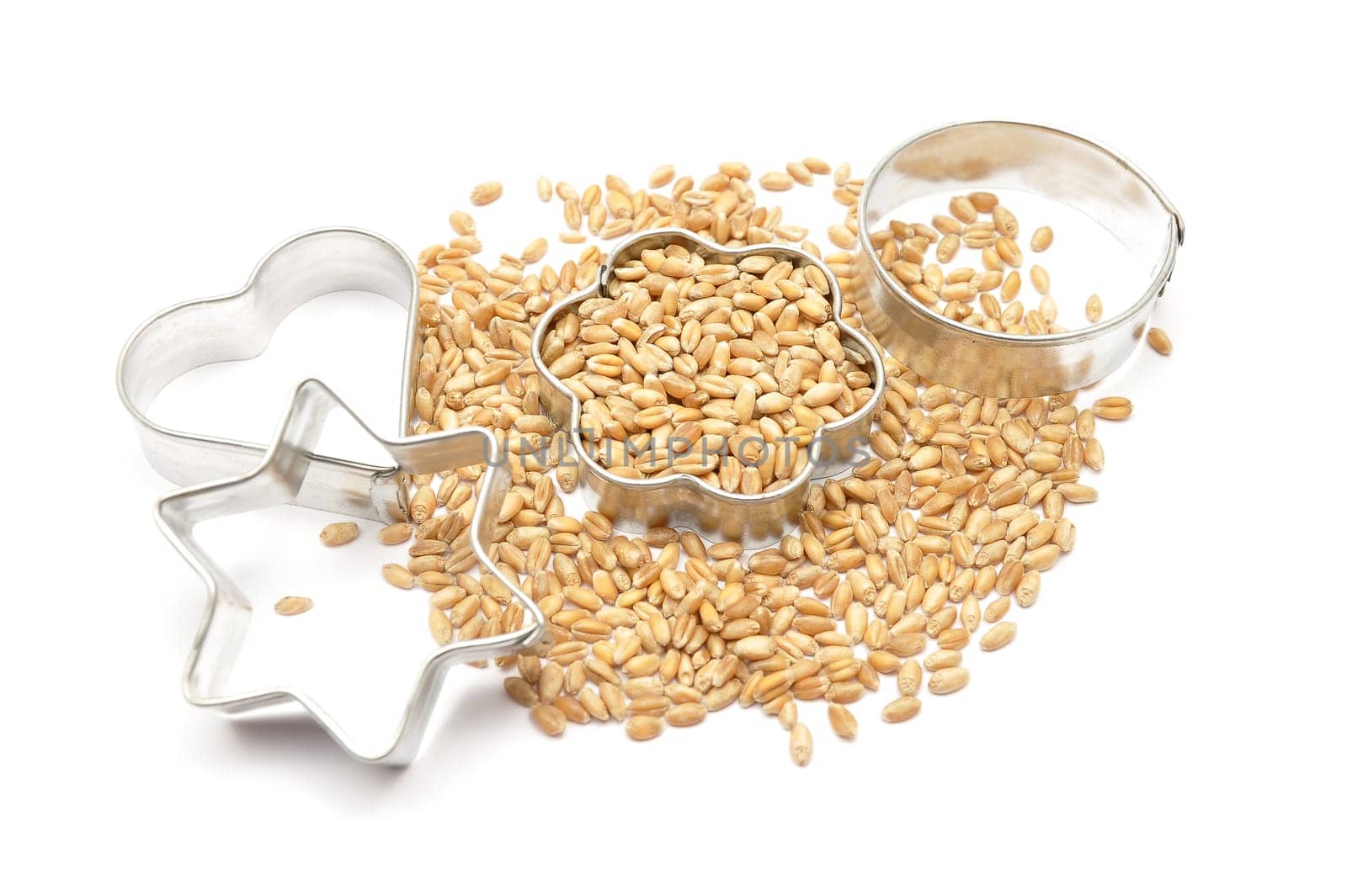 Cookie cutter with cereal grains