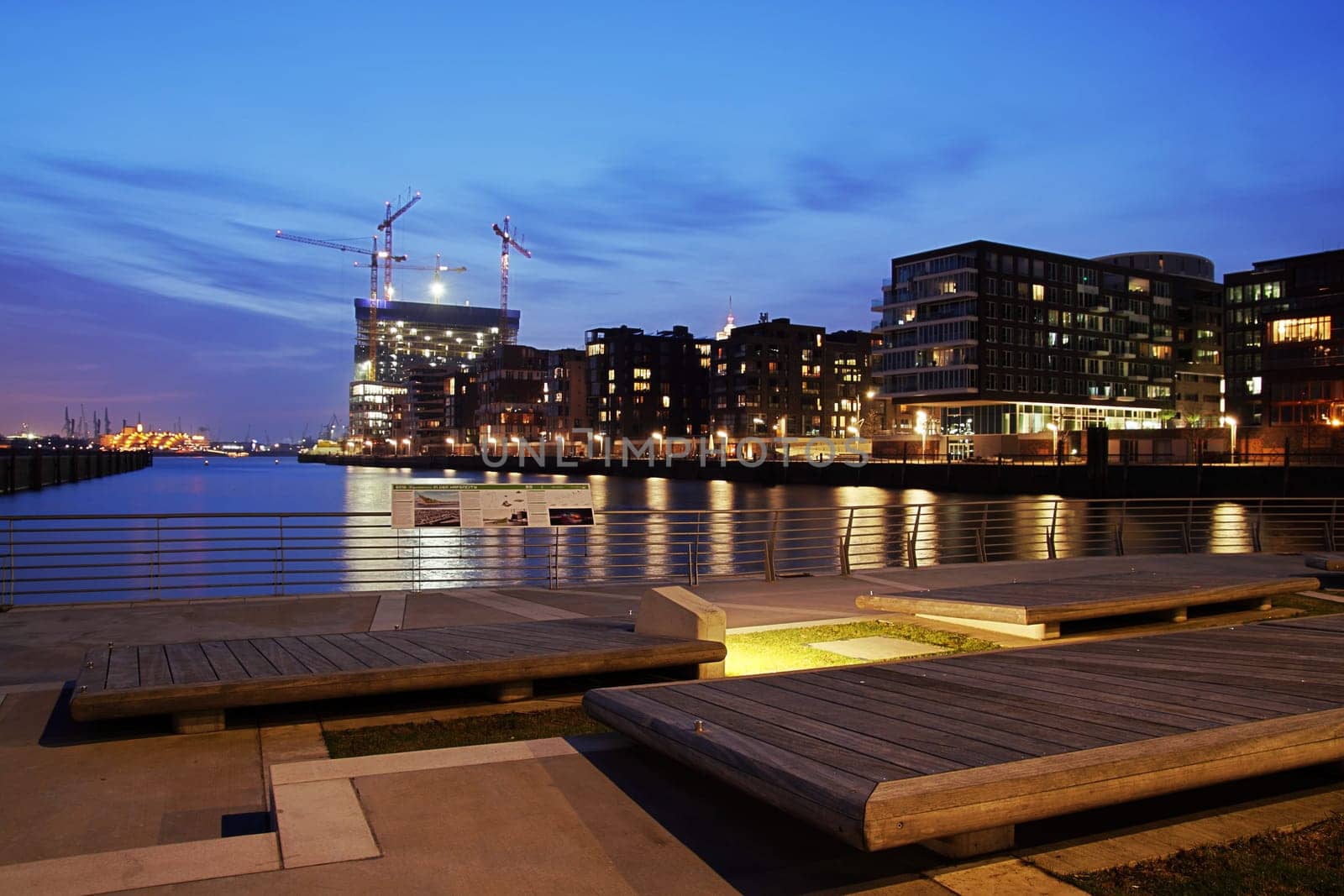 Hamburg Hafencity - View of the Elbphilharmonie construction site