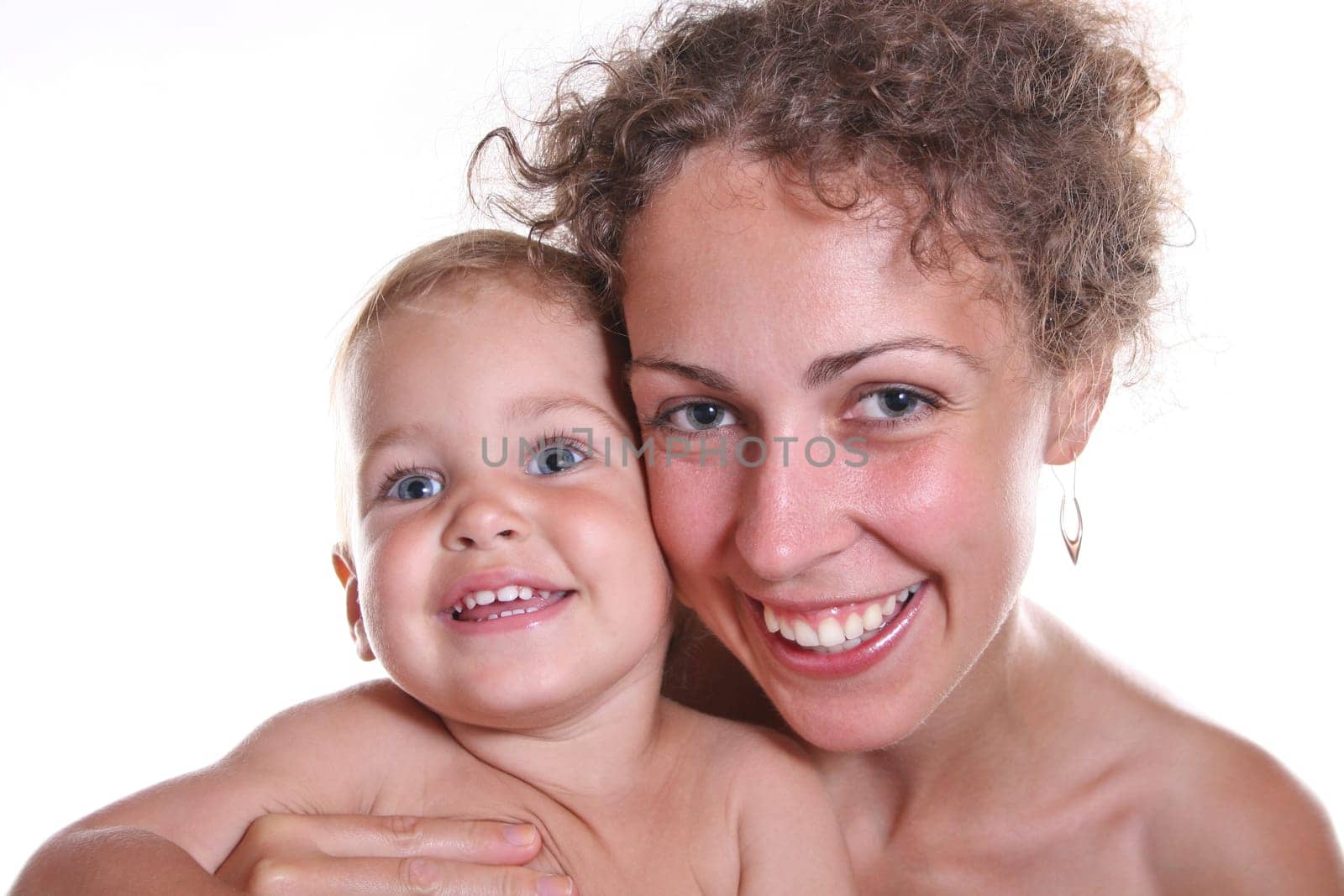 smile baby with mother