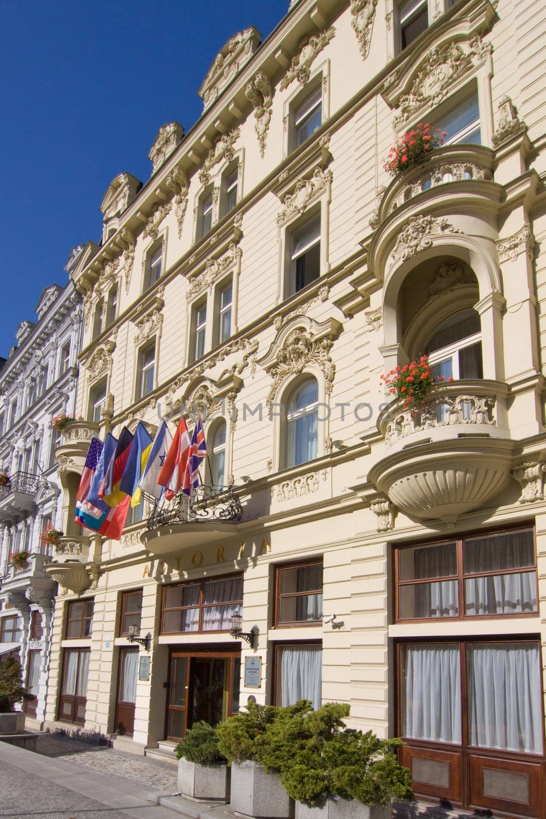 Hotel Flags