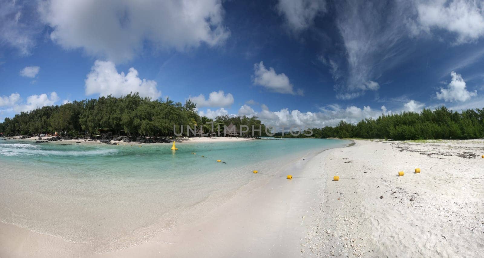 ile aux cerfs Panorama