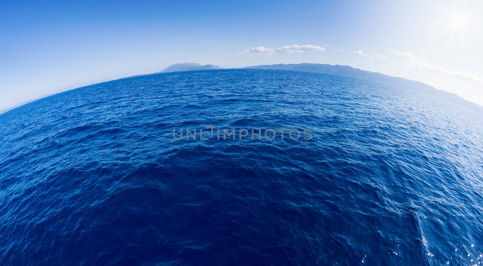 Round sea