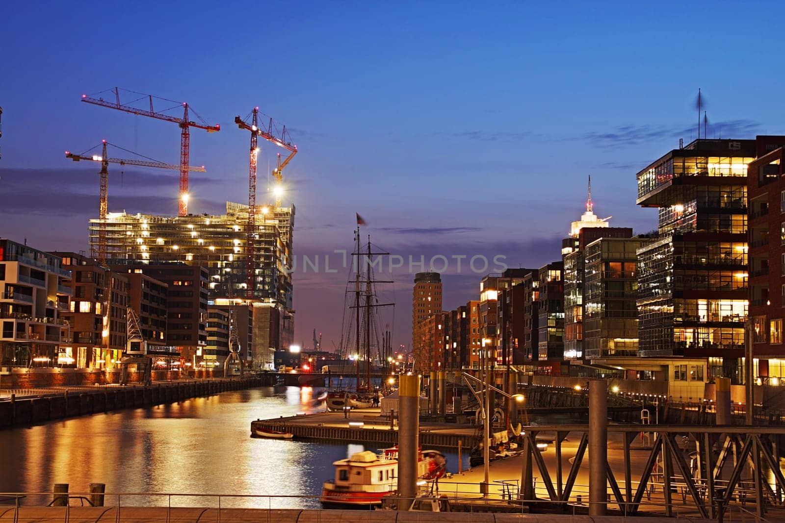 Hamburg Hafencity - Elbphilharmonie construction site