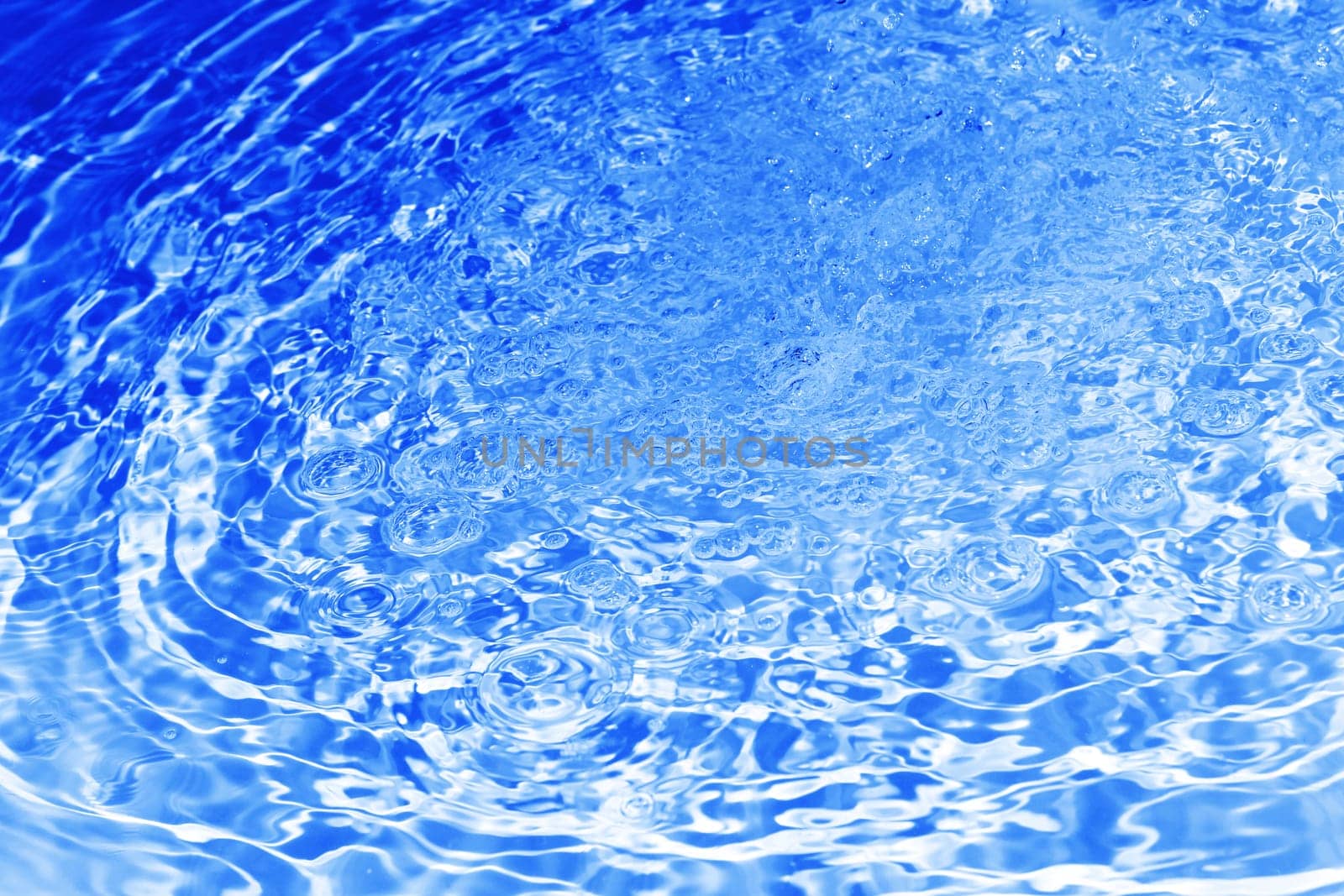 (water splash) or water or (water glass) or (water liquid) or (water clean)
