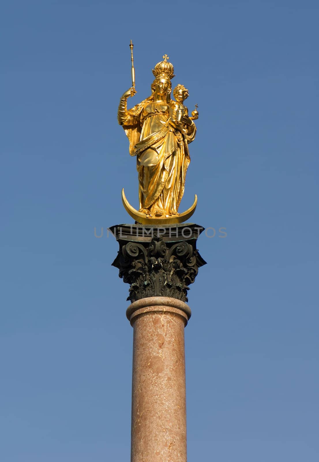 Munich's Golden Mary