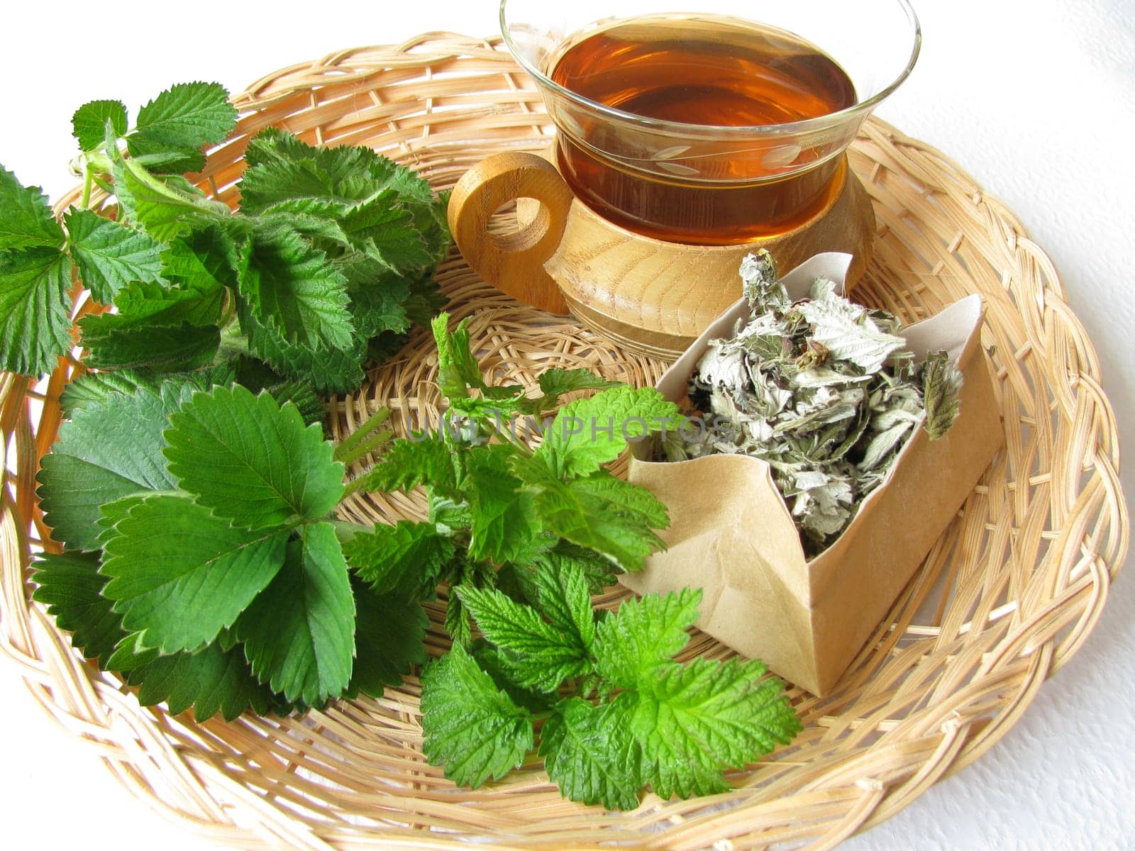 Berry Leaf Tea