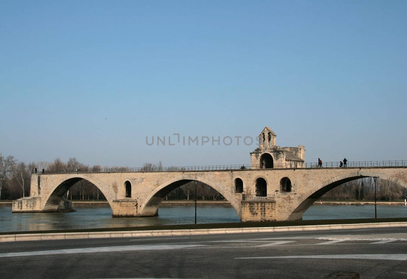 Sur le pont d Avignon