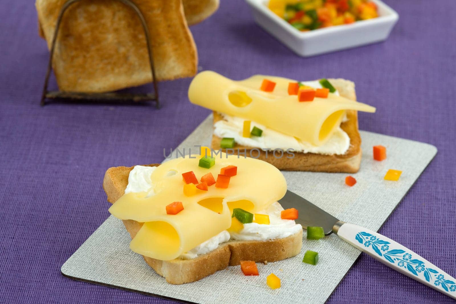 Paprika cheese toast