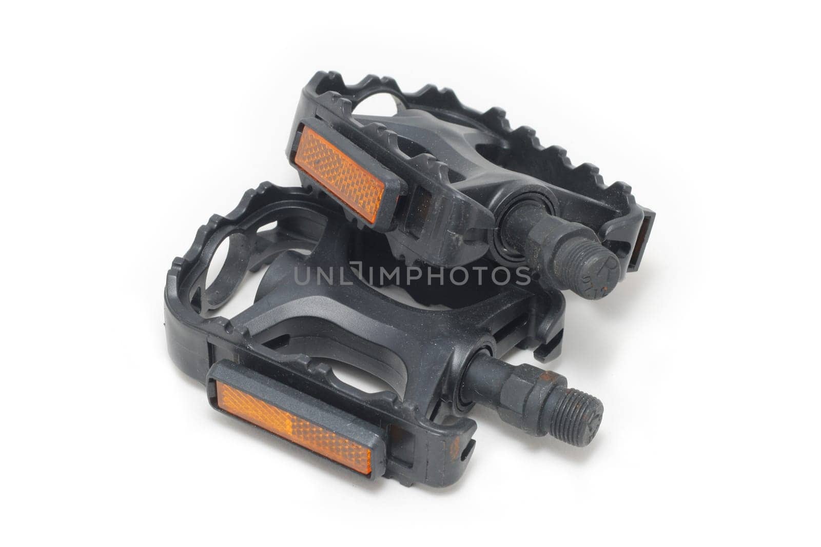Bicycle pedals