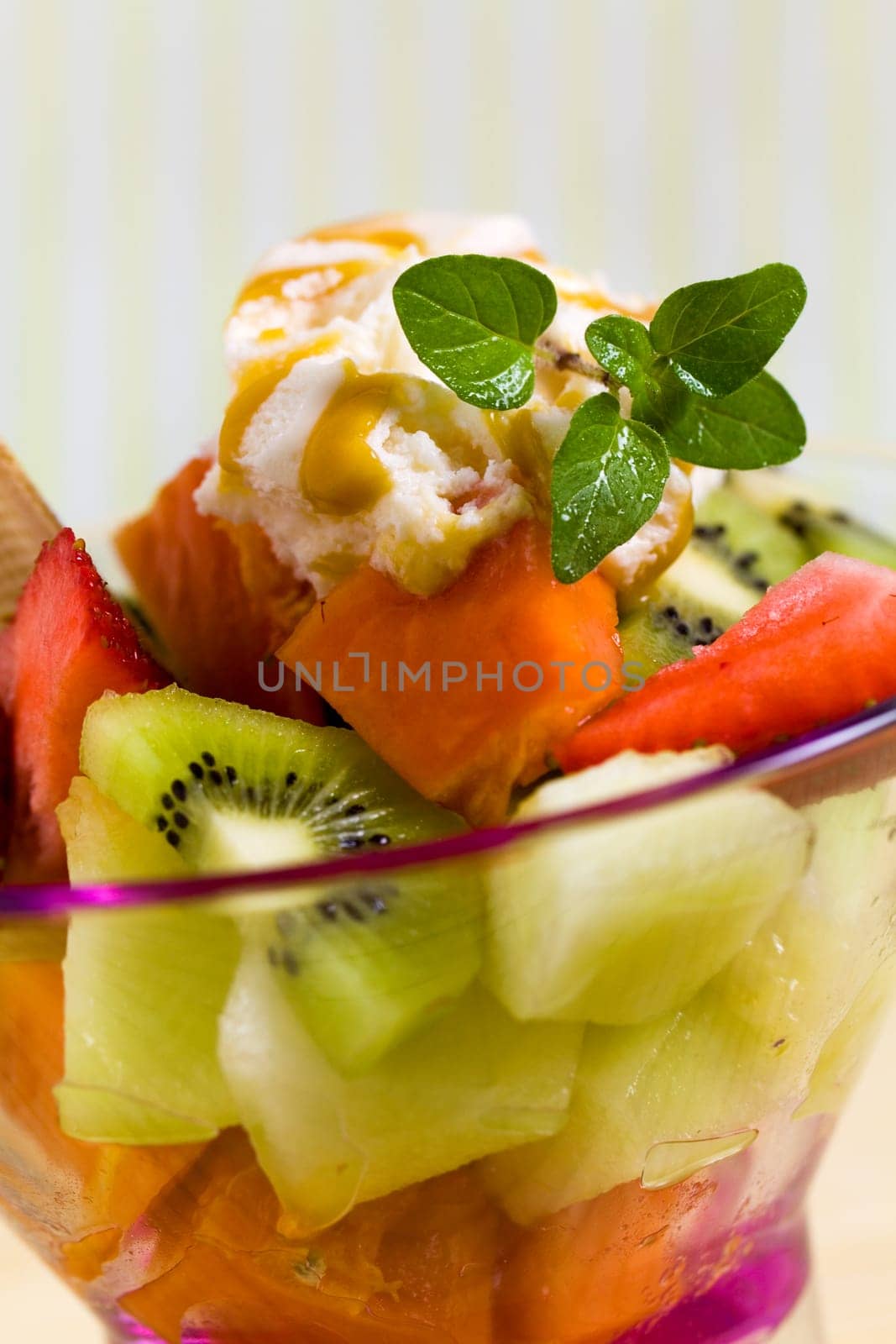 Fruit salad,mixed - with caramel egg