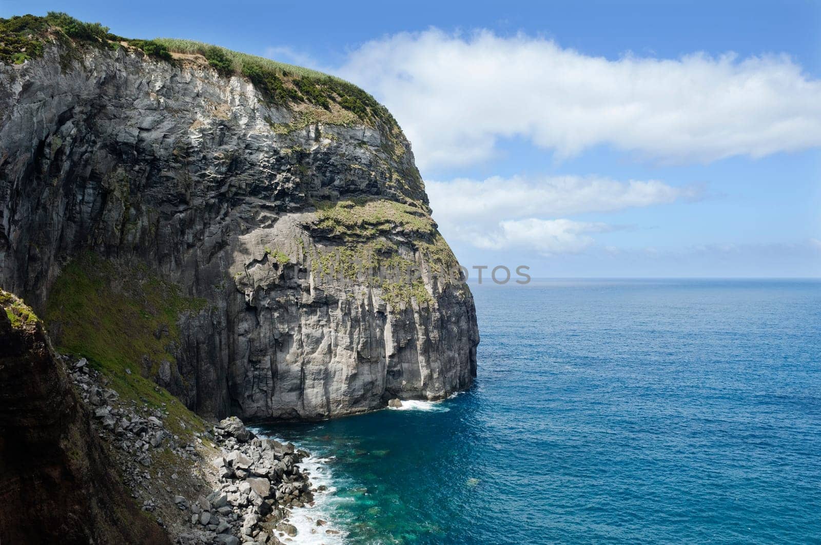 Geologic formation of Morro de Castelo Branco