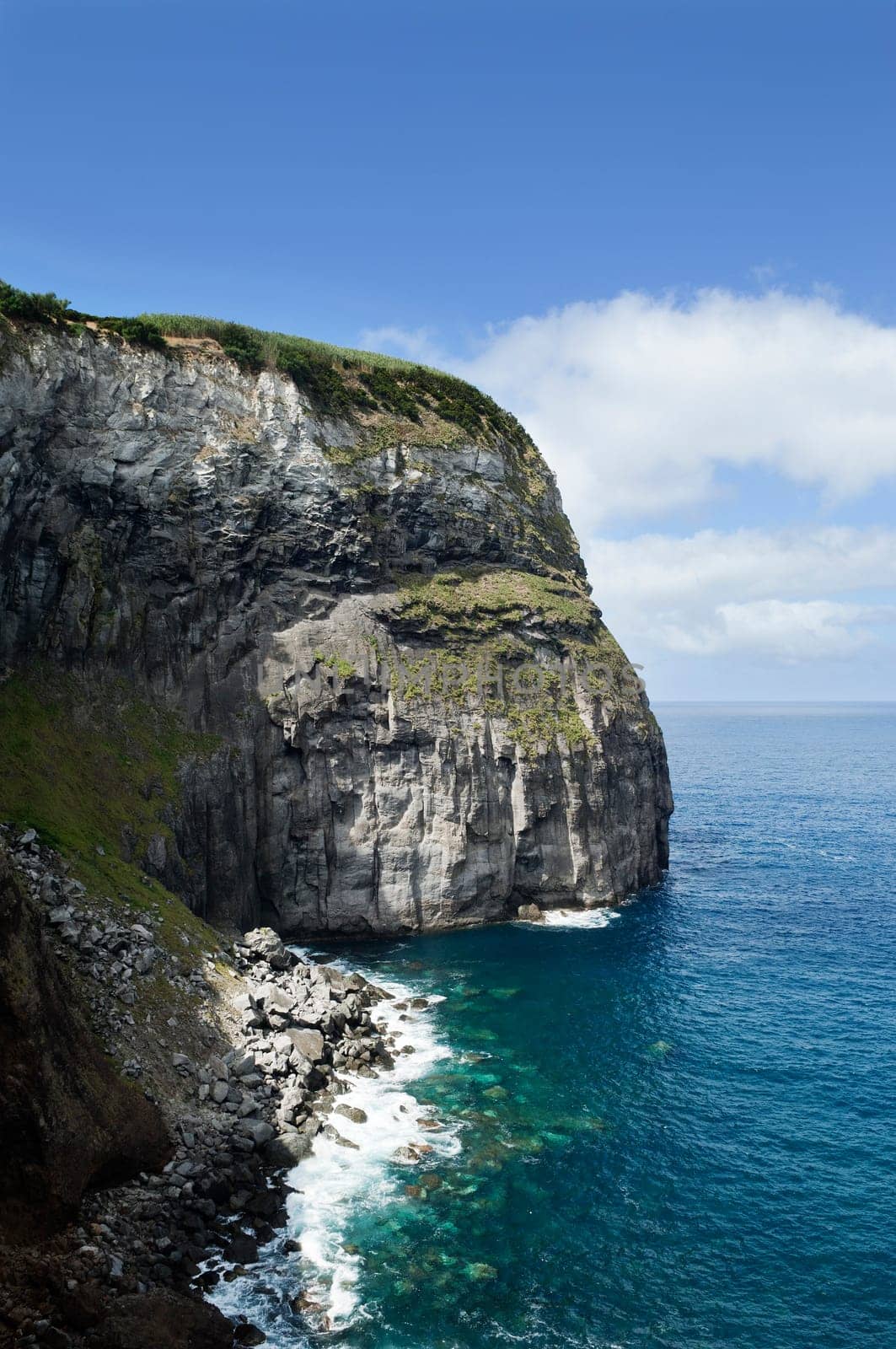 Geologic formation of Morro de Castelo Branco