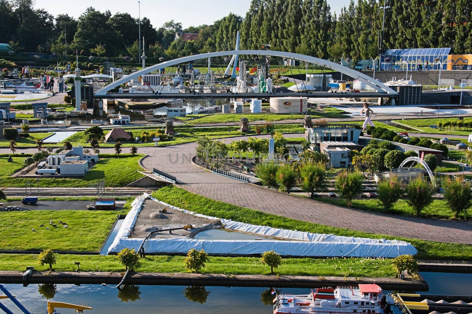 Evening light in Madurodam 2007