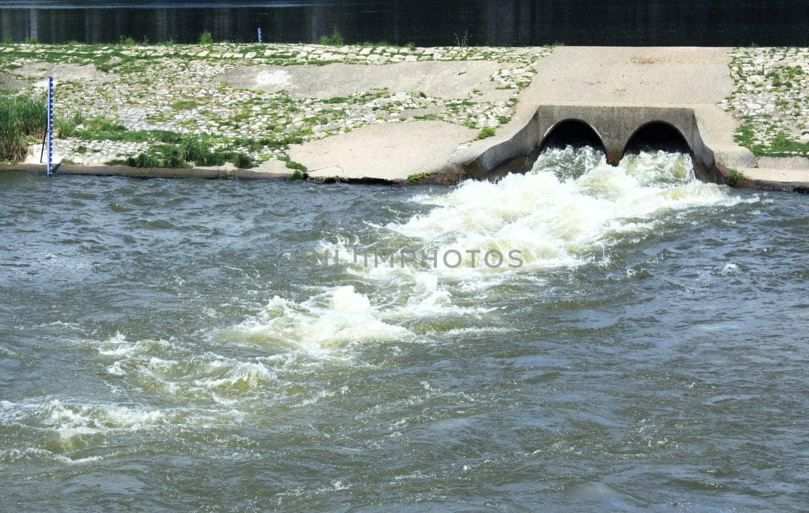 dam