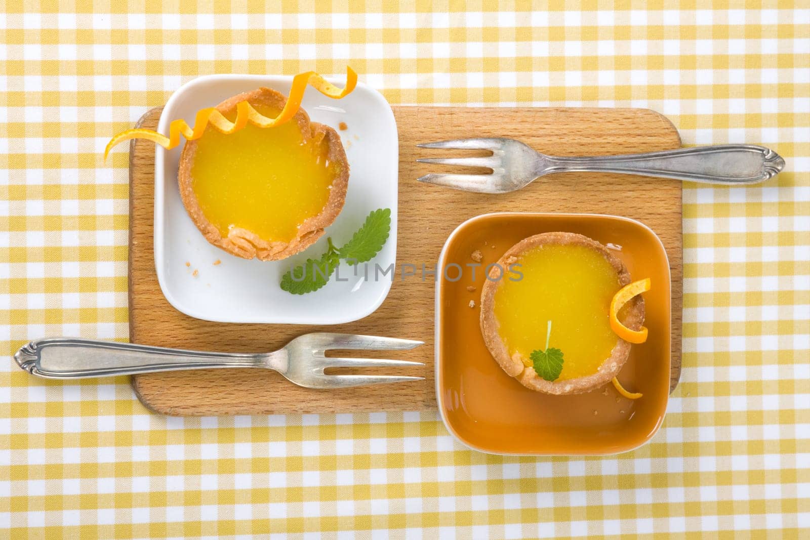 Orange tarts with mint