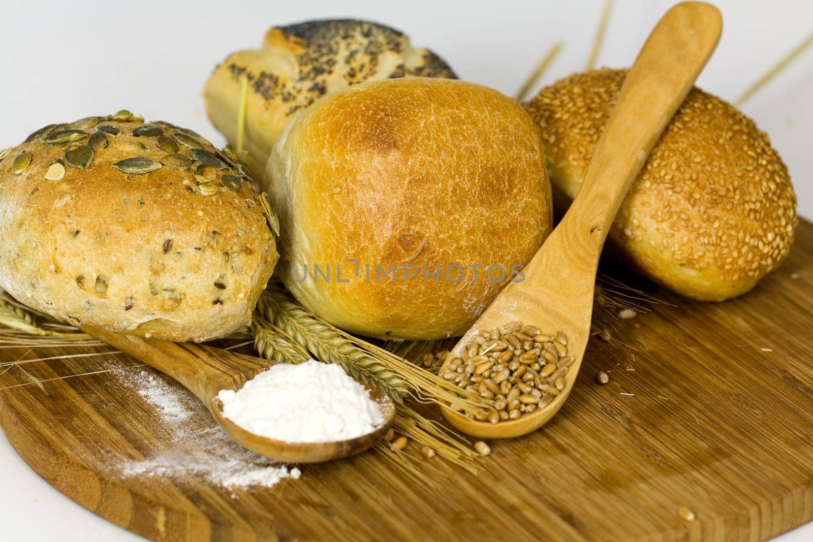 Assorted rolls,flour,wheat grain,eh