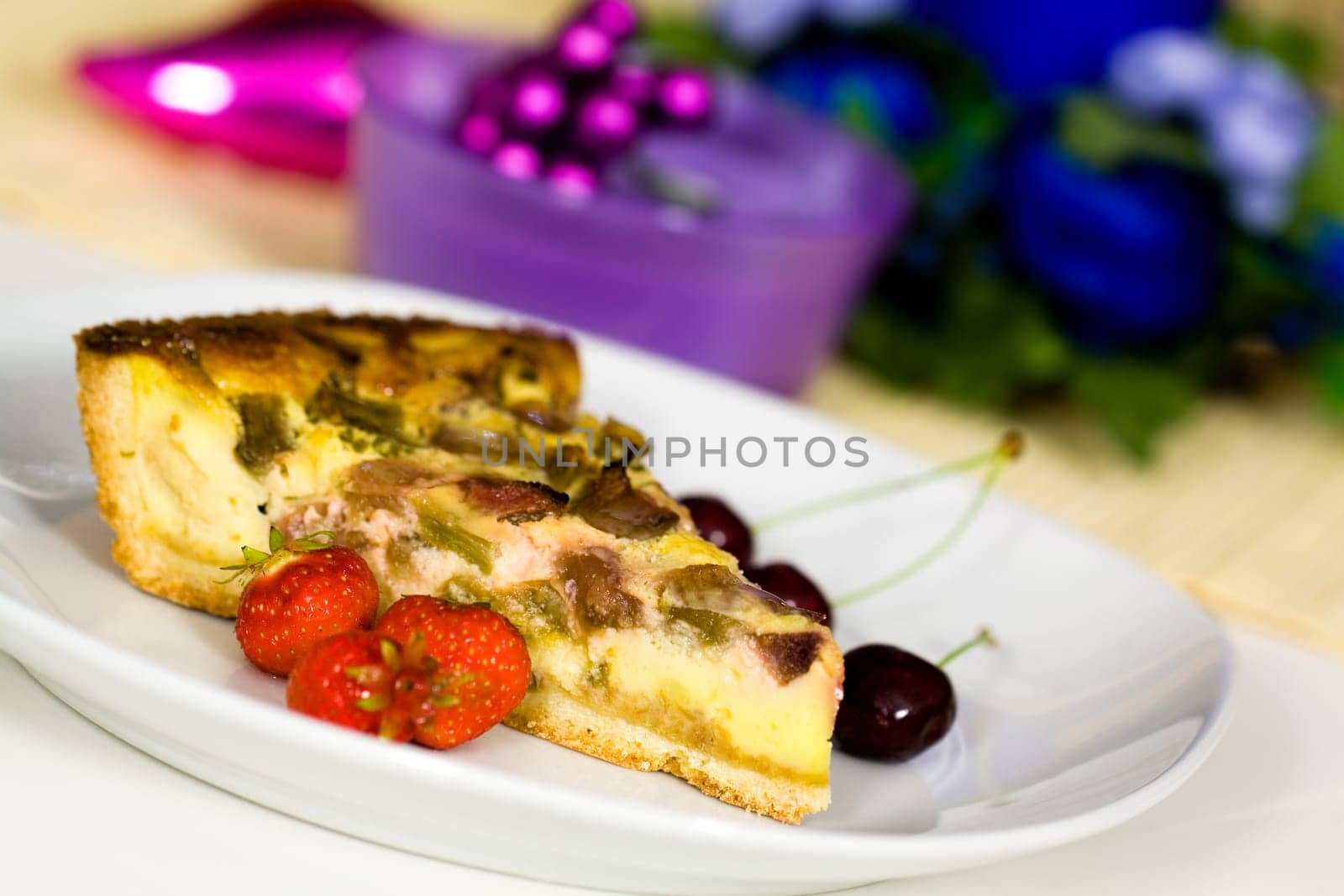 Rhubarb cake,Rheum rhubarbarum