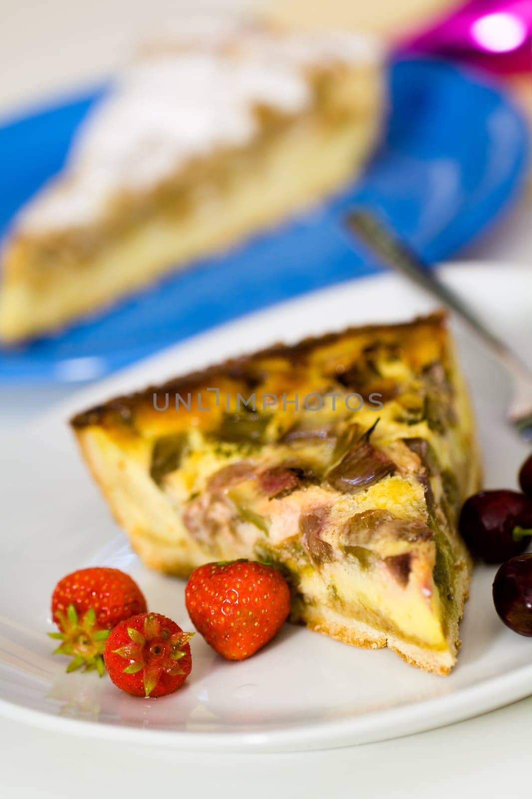 Rhubarb cake,Rheum rhubarbarum