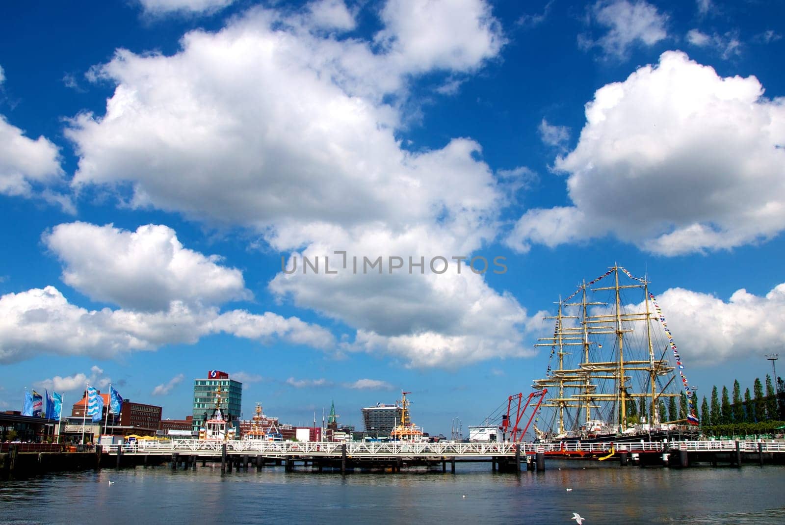 harbor in Kiel with bridge