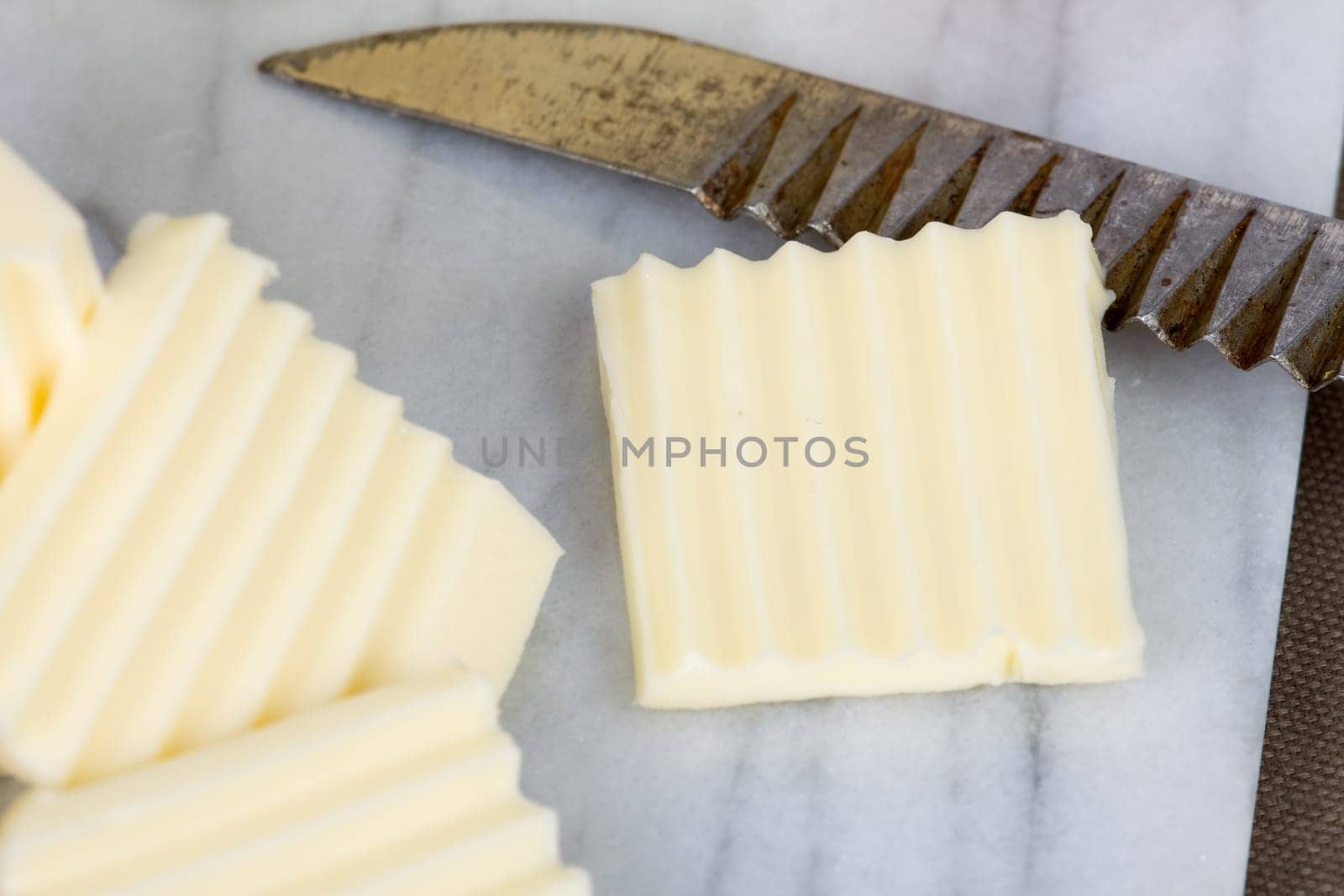 Ripple knife