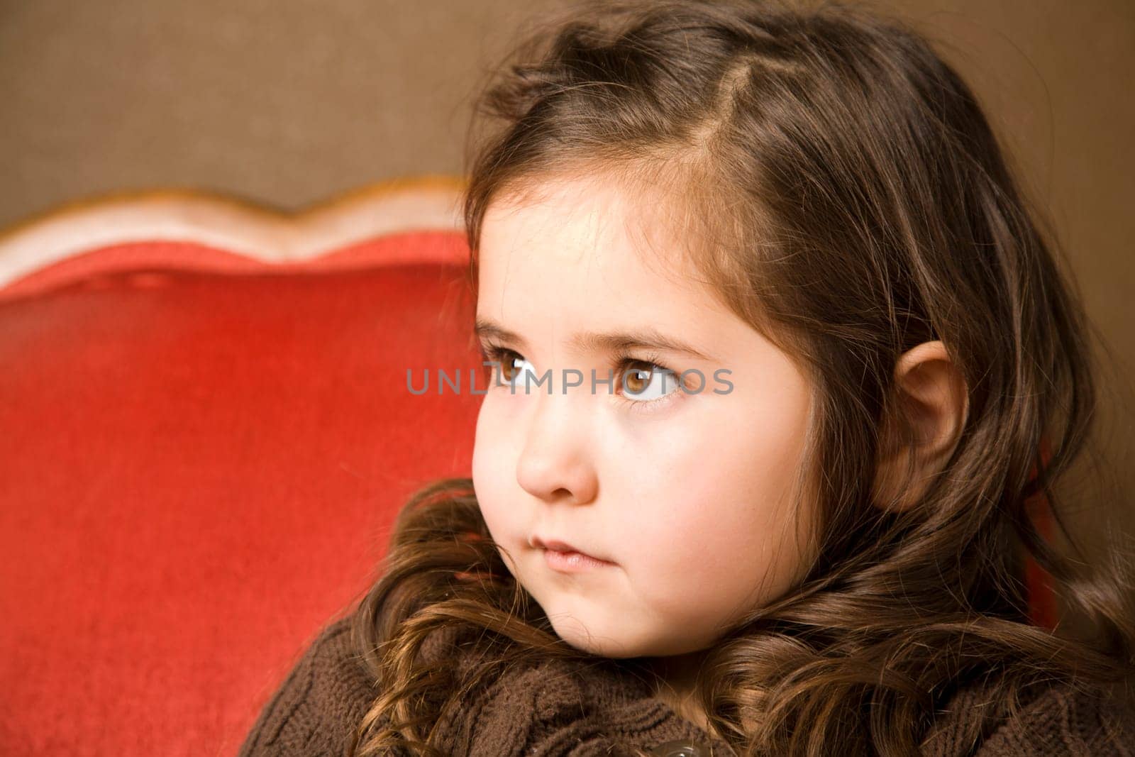 Little girl with sunglasses