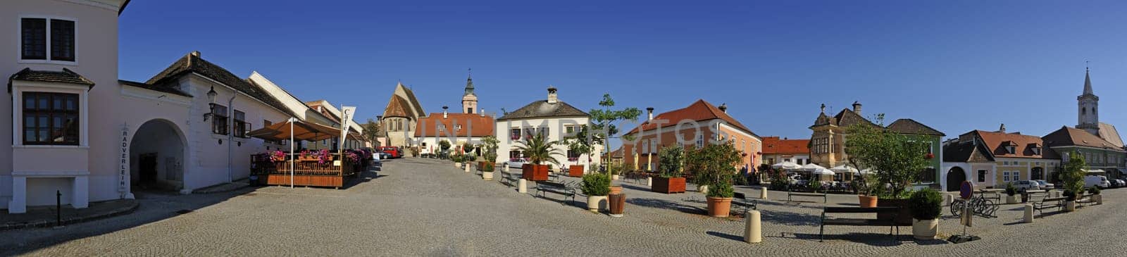 Rust Rathausplatz 2