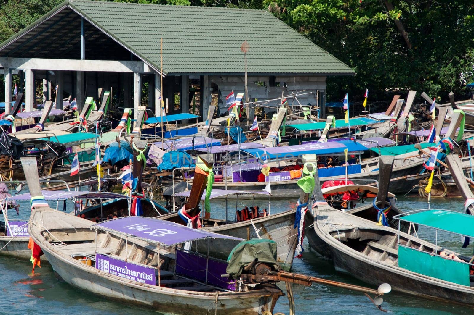 Harbour harbour basin longtail boat