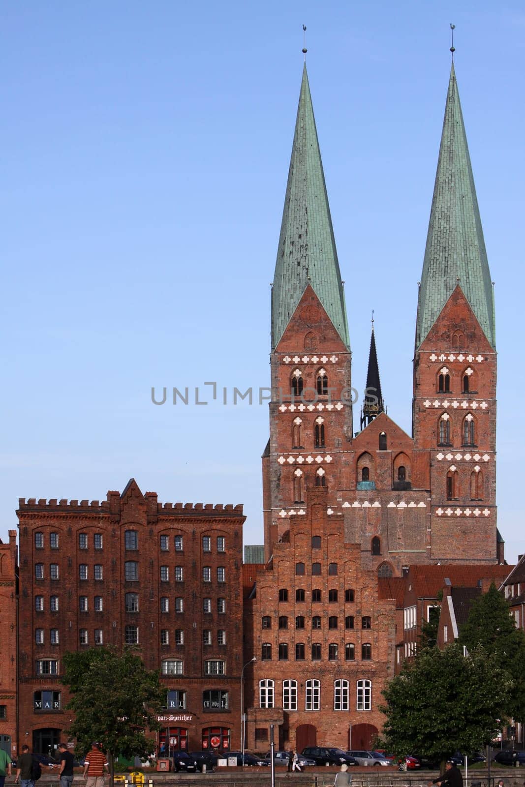 St. Mary's Church and Merchants' Houses
