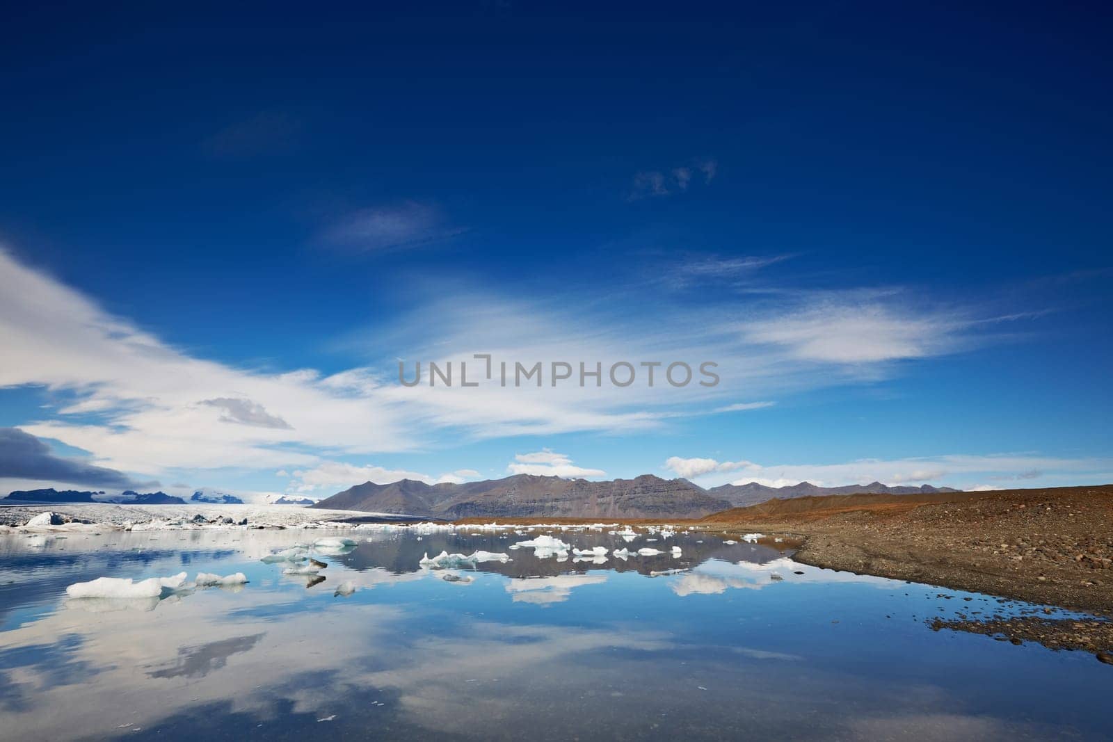 Jokulsarlon Glacial Lagoon, Vatnajokull, Iceland