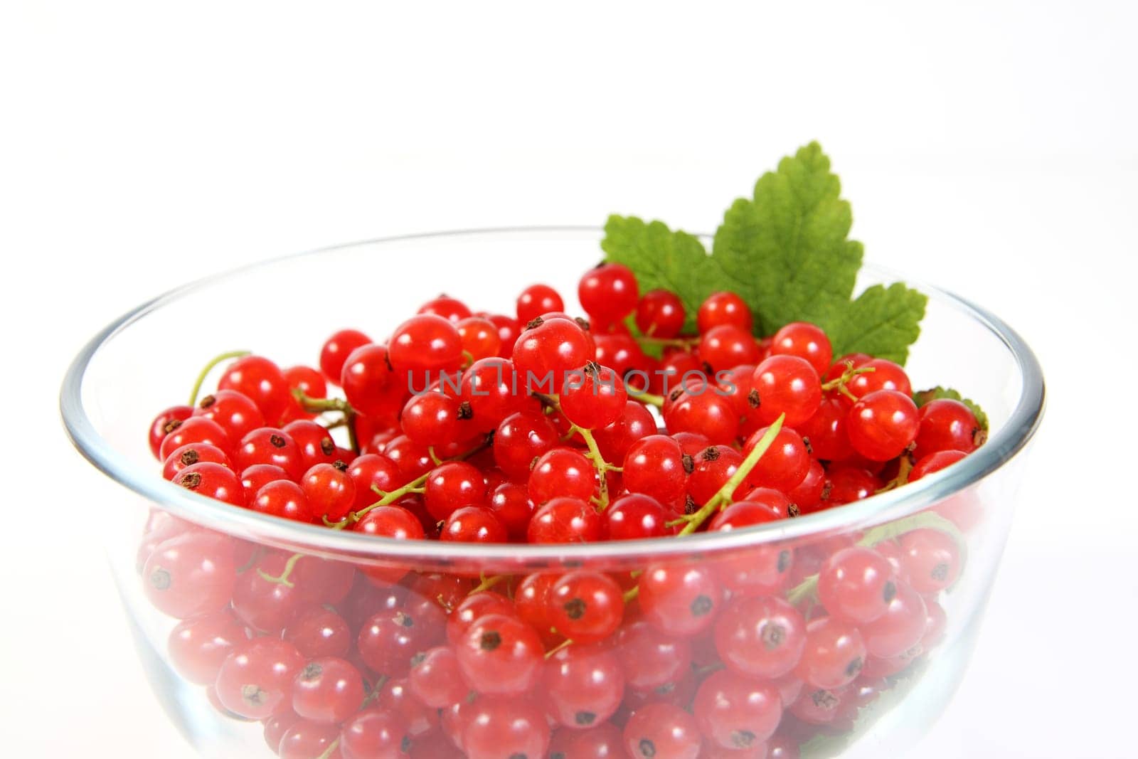 Bowl of currants