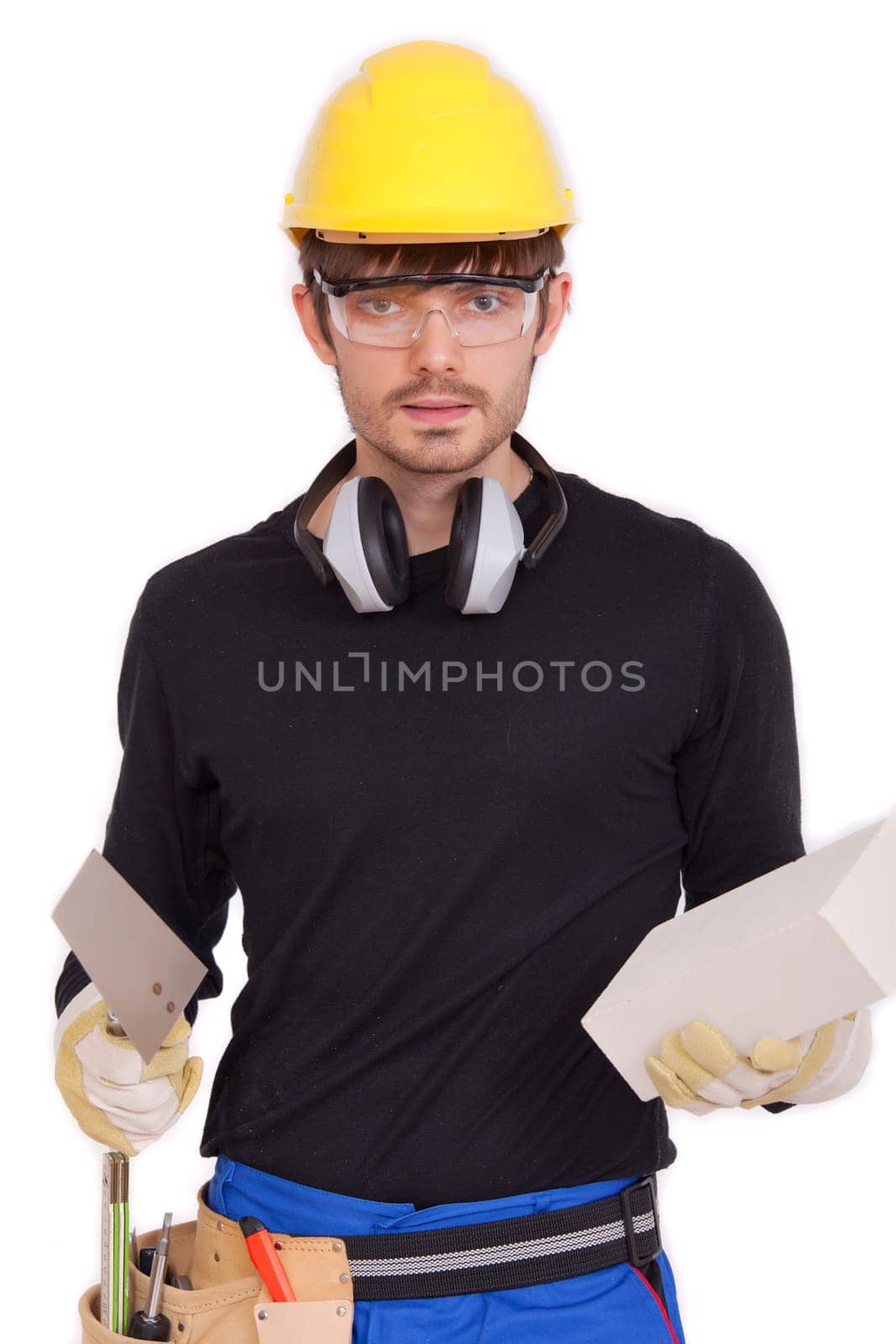 bricklayer with spade
