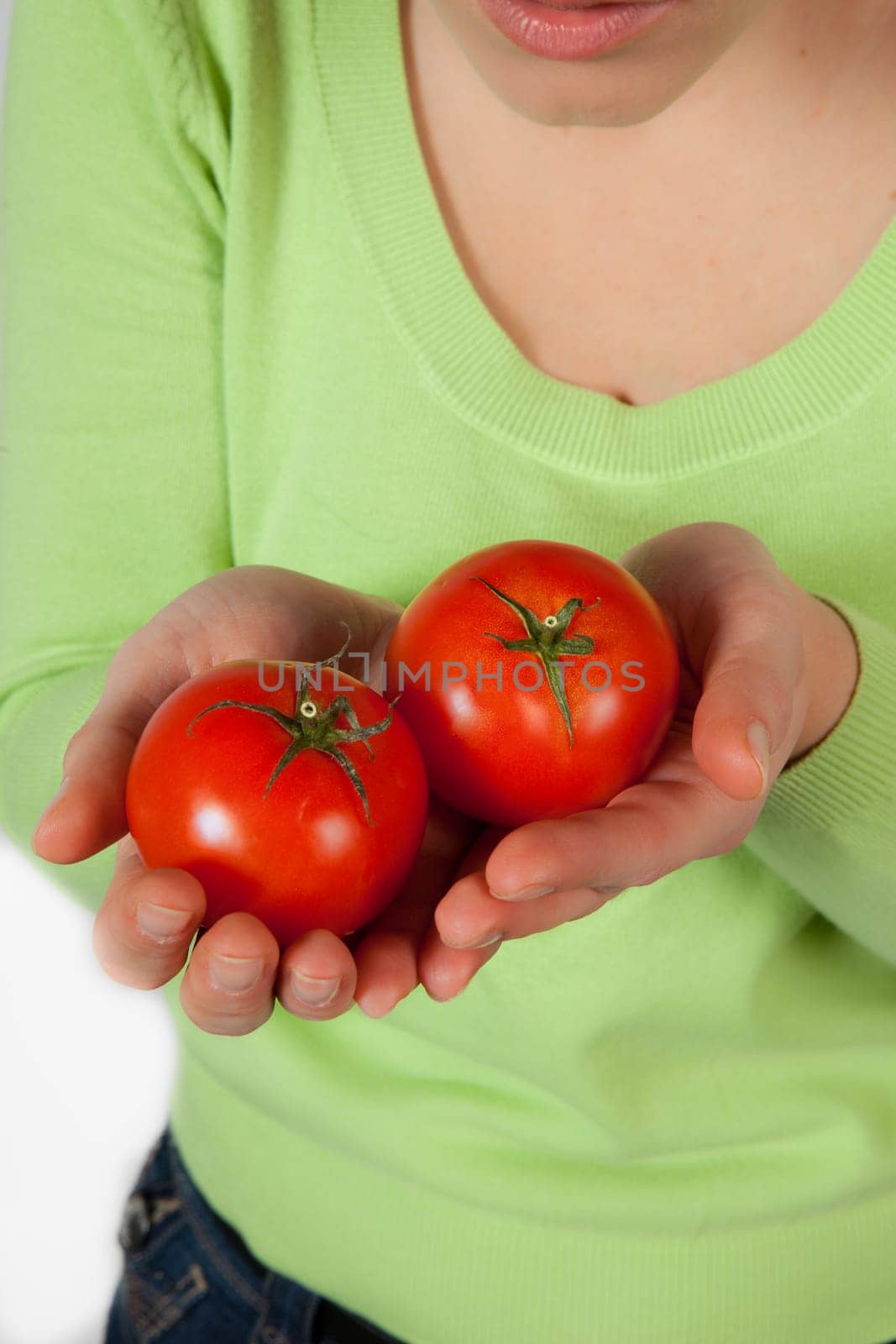 preparing salad