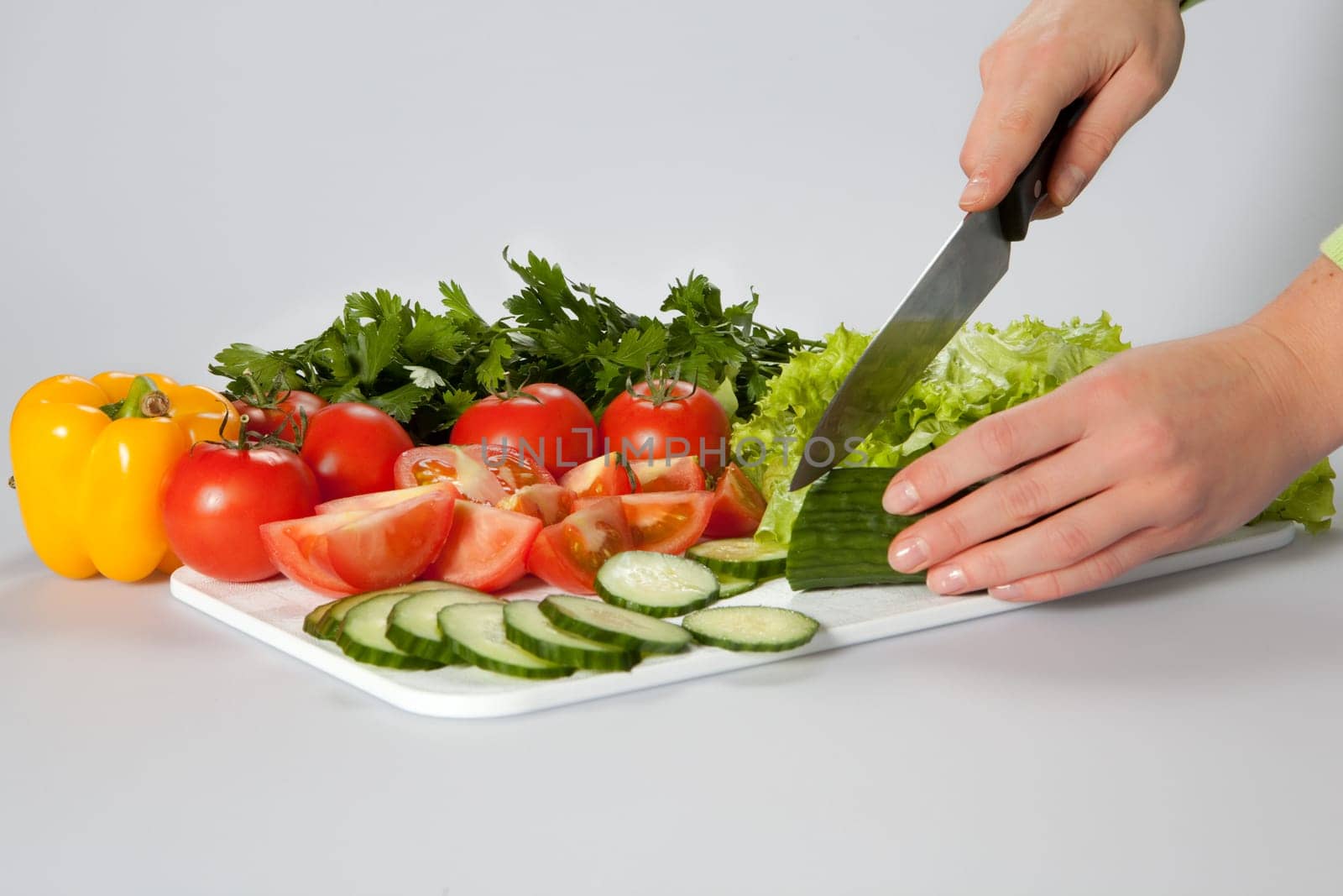 preparing salad