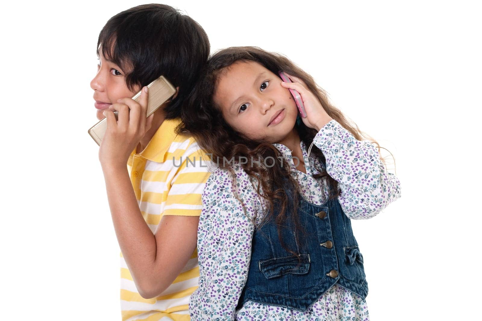 (mobile phone) or (cell phone) or (mobile phone people)