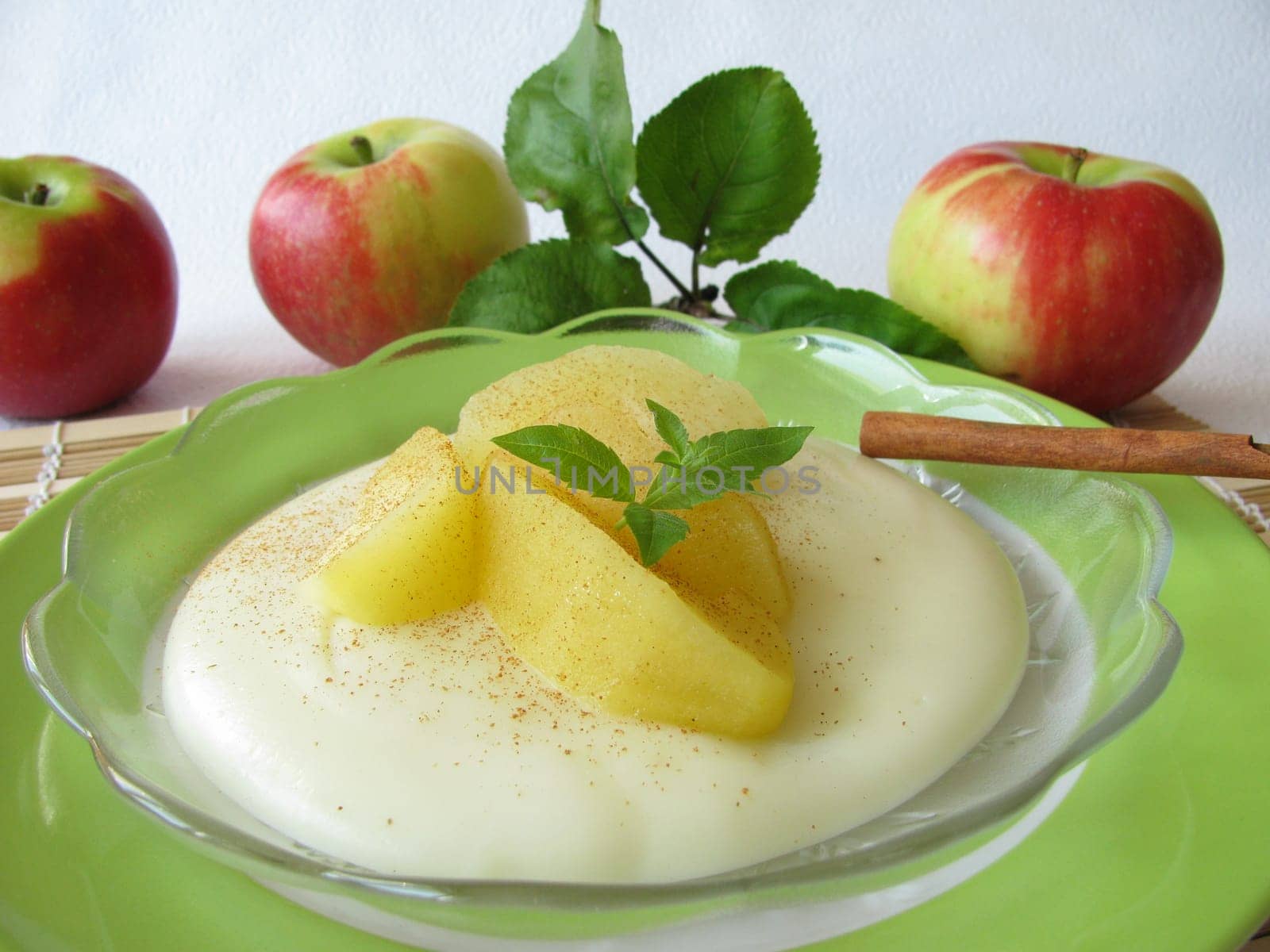 Pudding dessert with apple compote