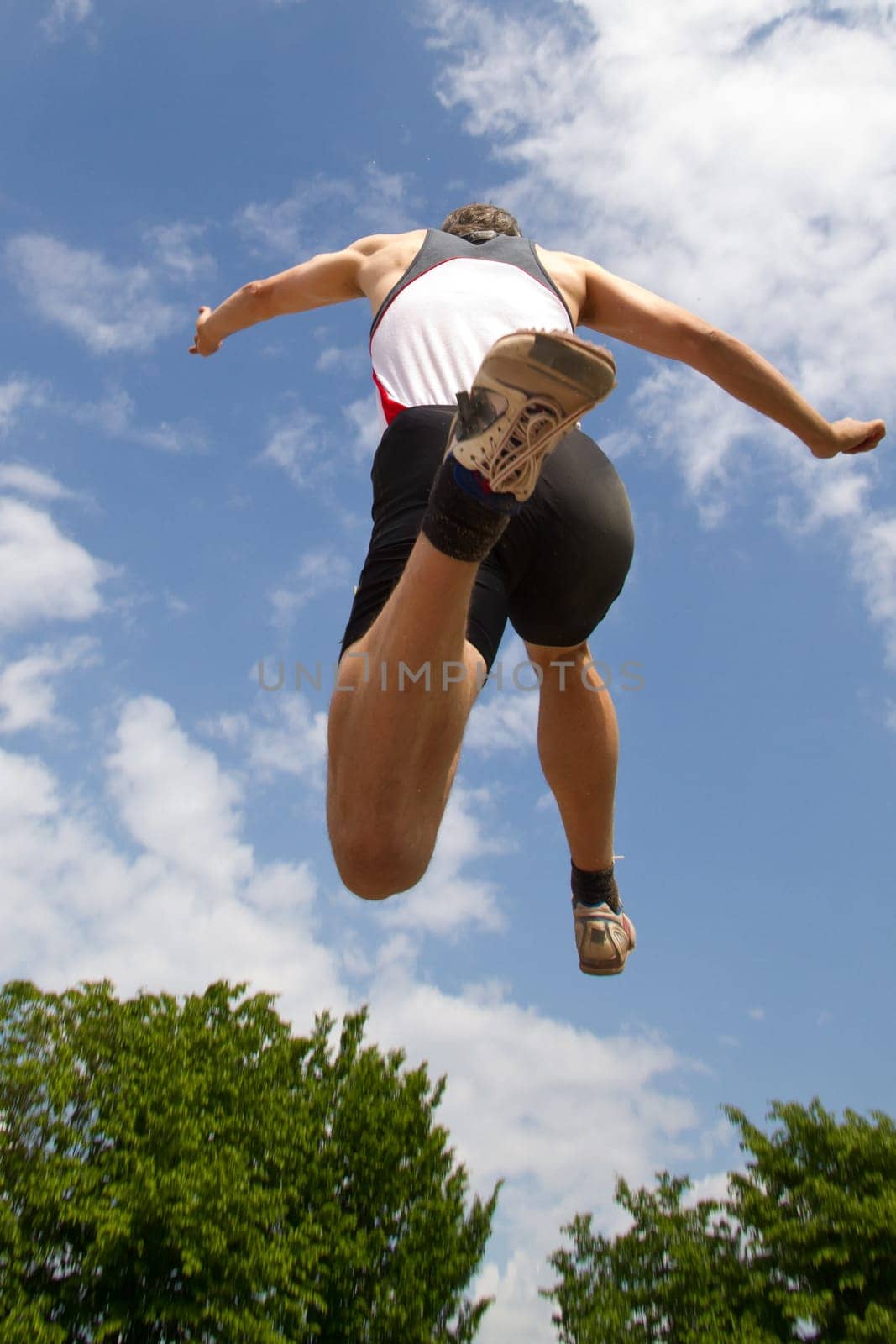 Long jumper